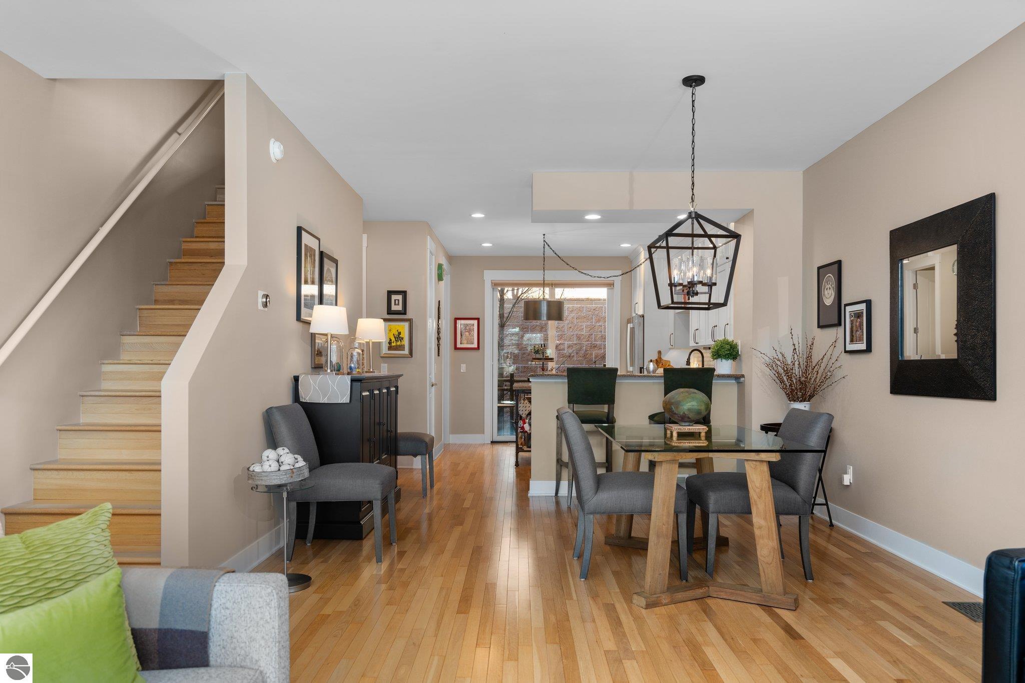 204 Boardman Avenue # 2