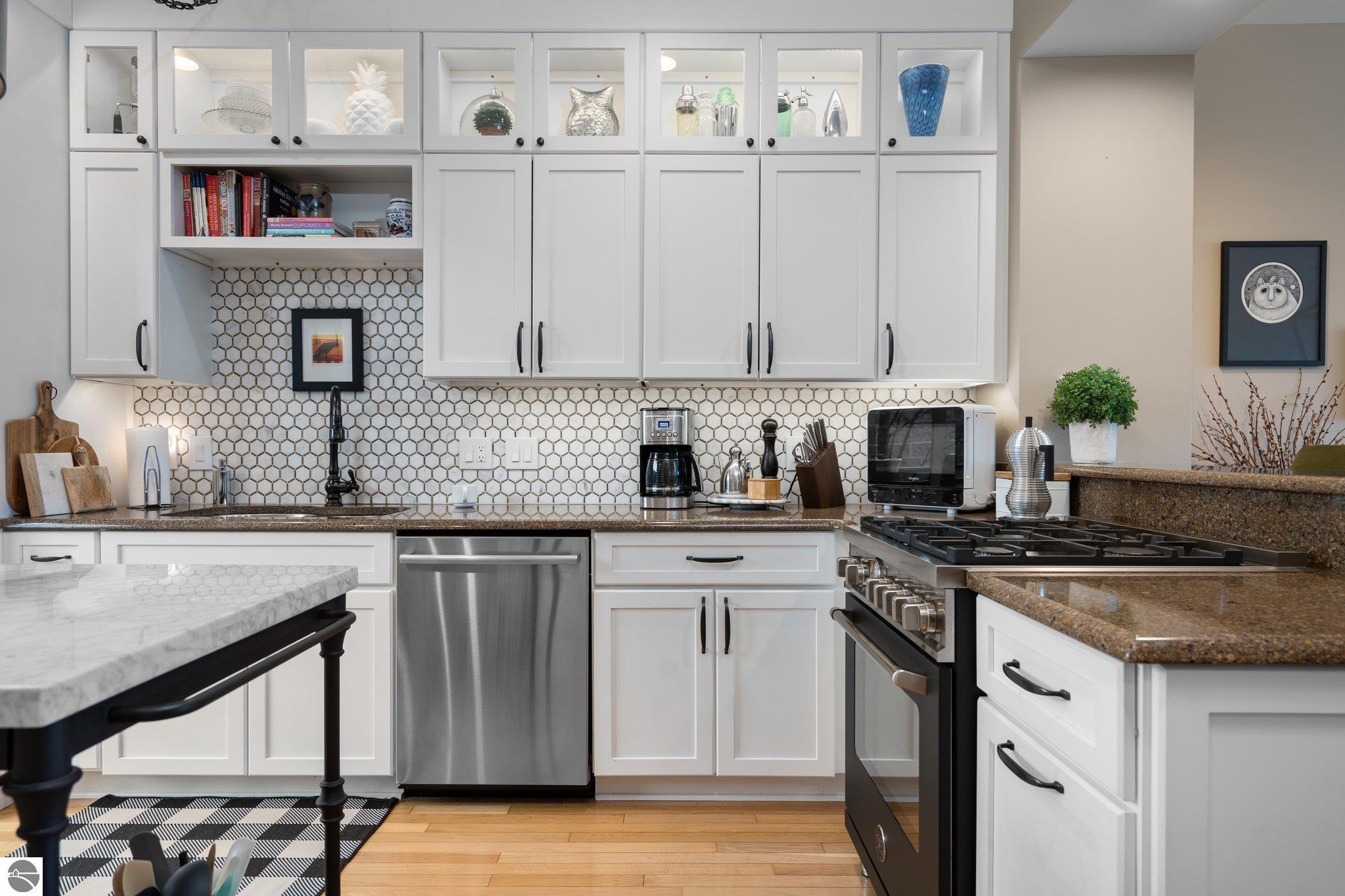 204 Boardman Avenue # 2