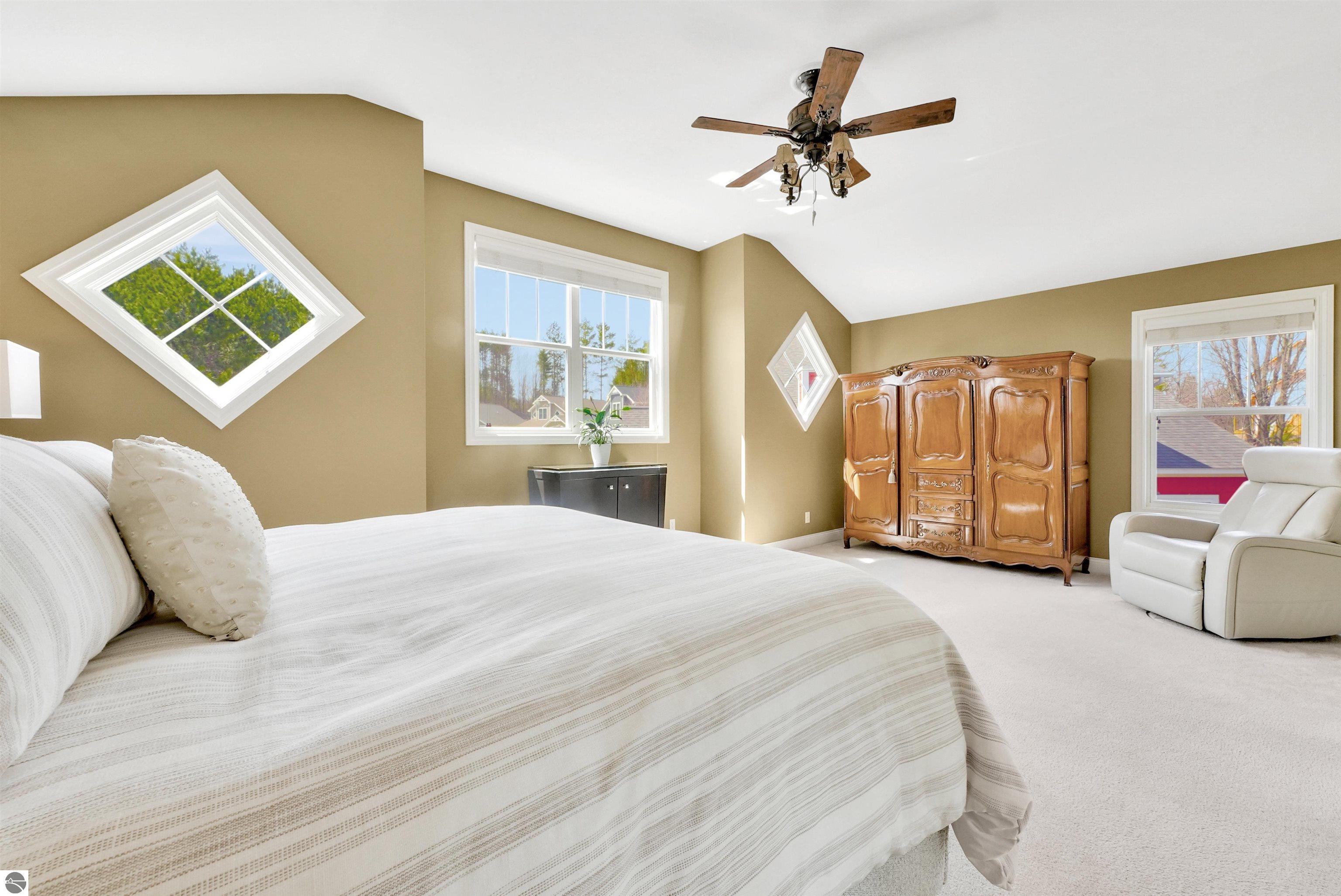 10565 Camrose Circle