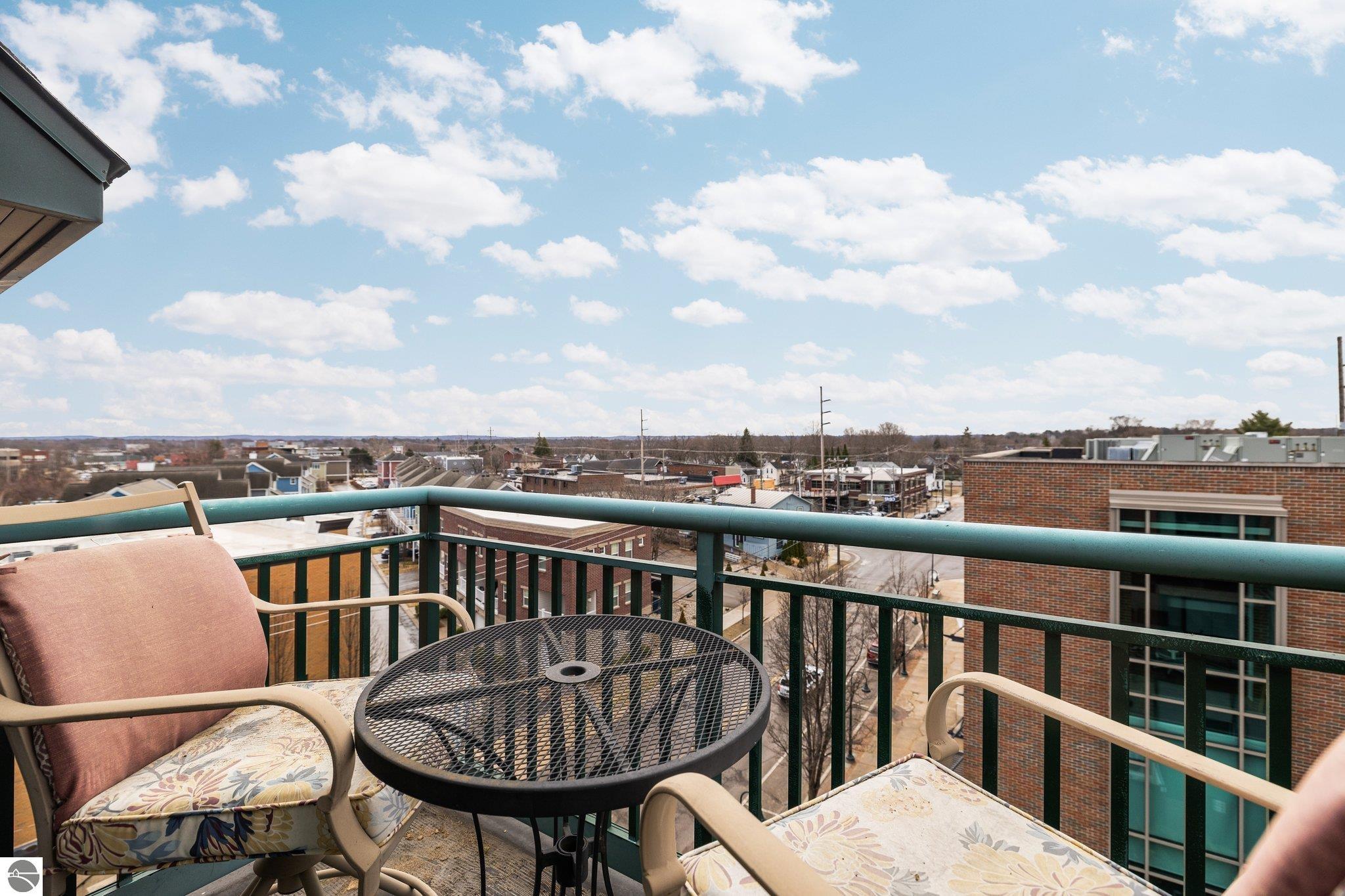 141 Rivers Edge Drive # 400