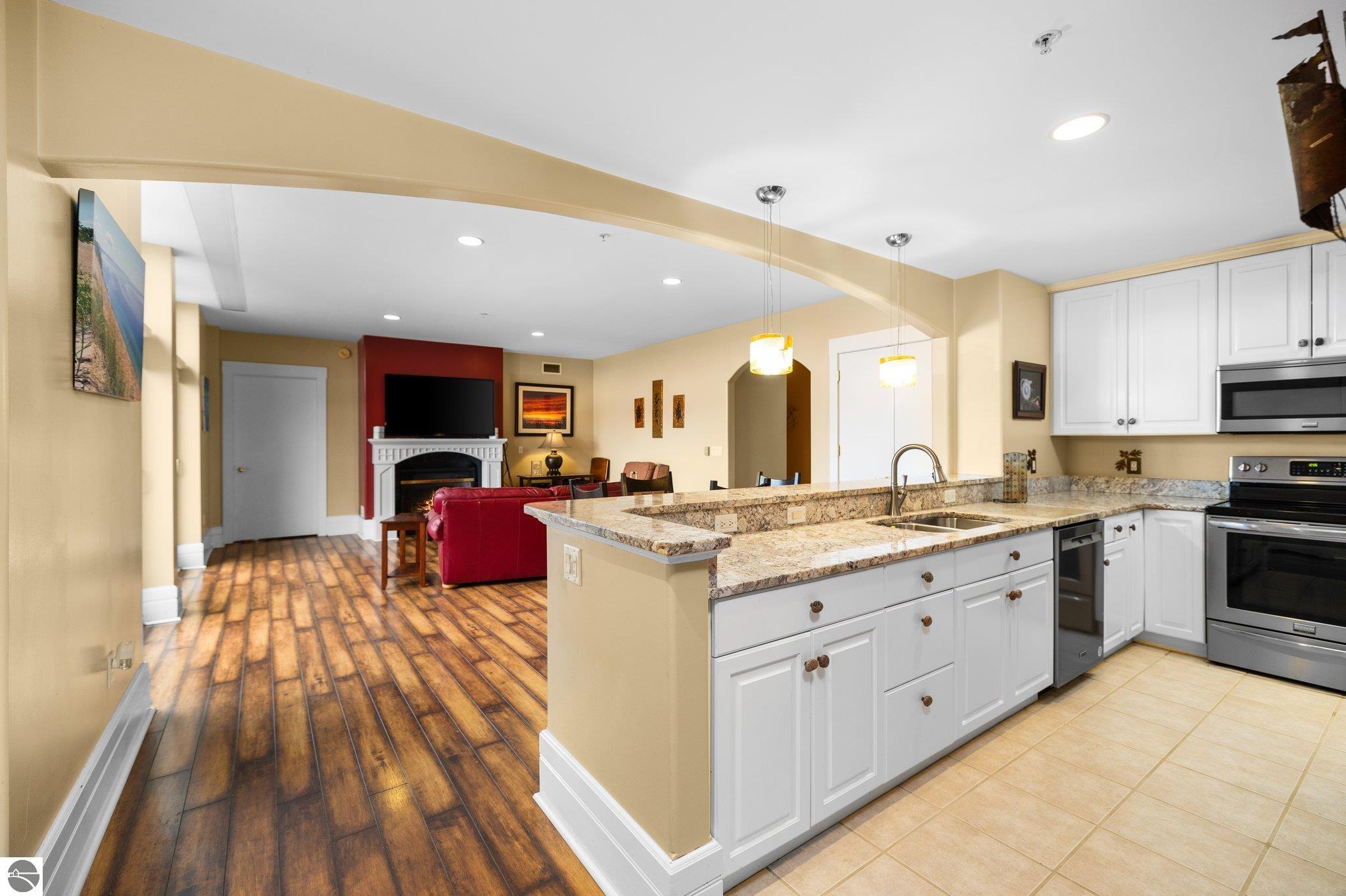 141 Rivers Edge Drive # 400