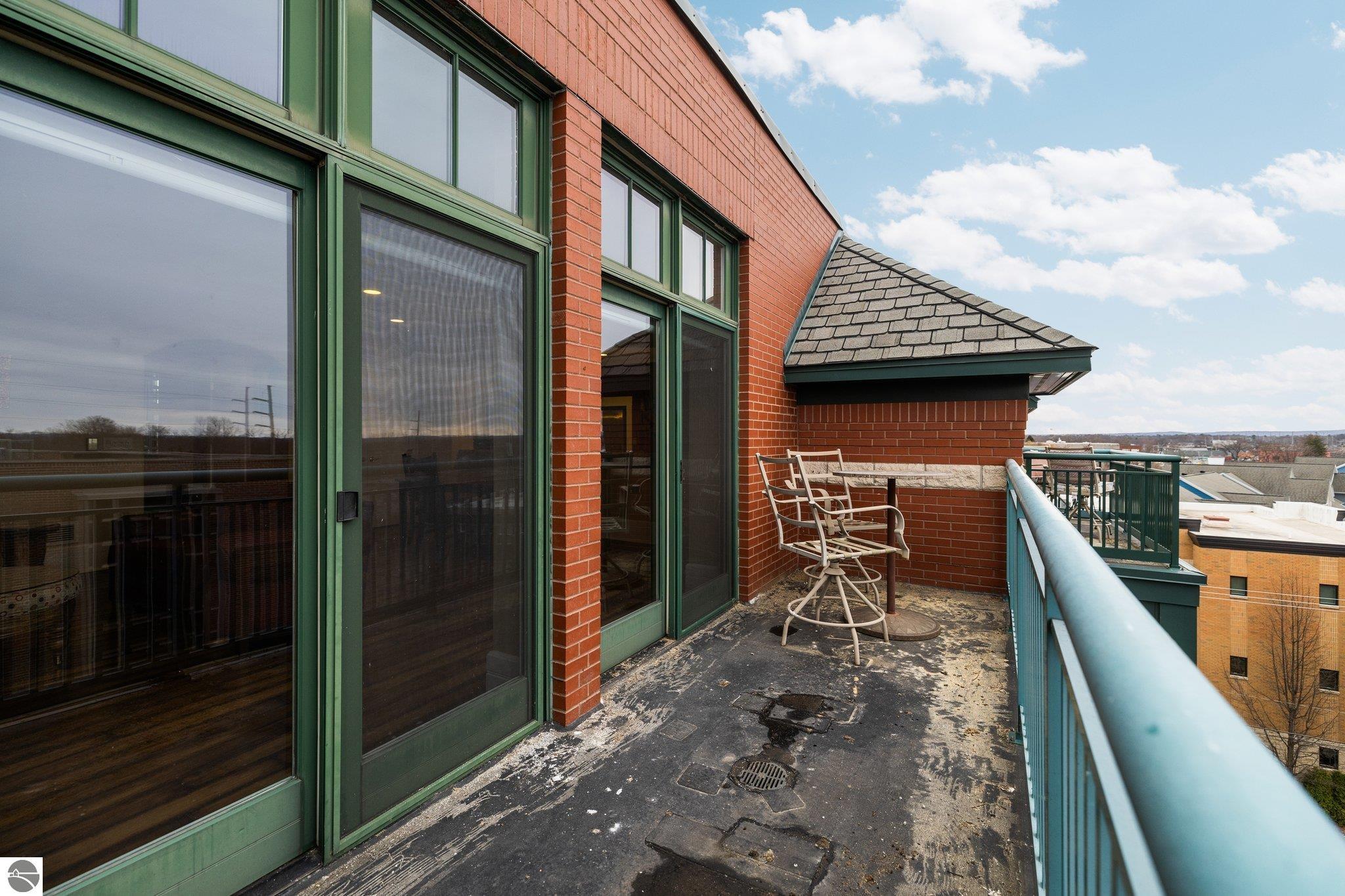 141 Rivers Edge Drive # 400