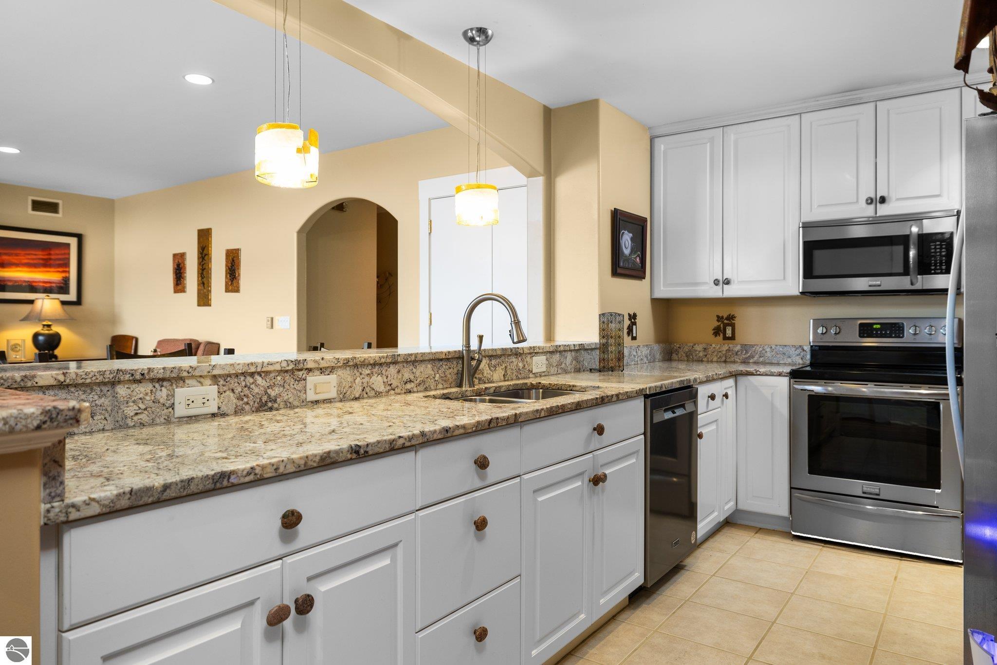 141 Rivers Edge Drive # 400