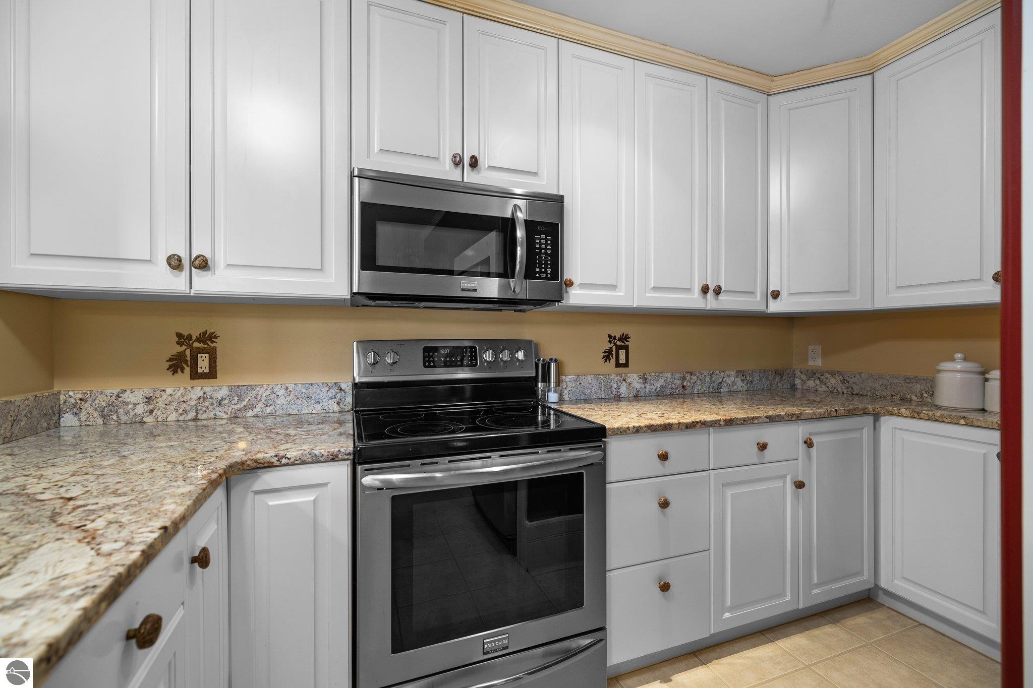 141 Rivers Edge Drive # 400