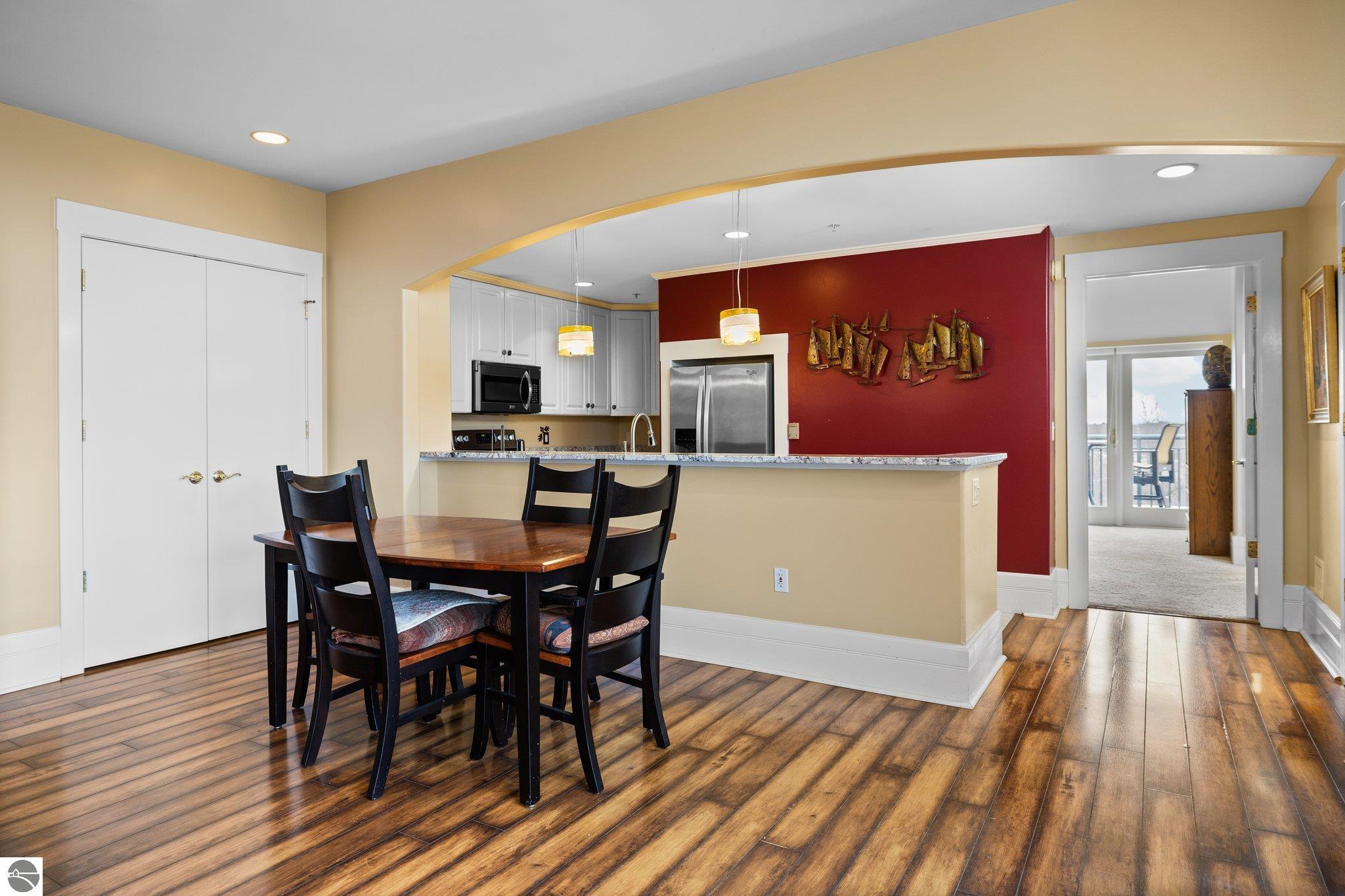 141 Rivers Edge Drive # 400