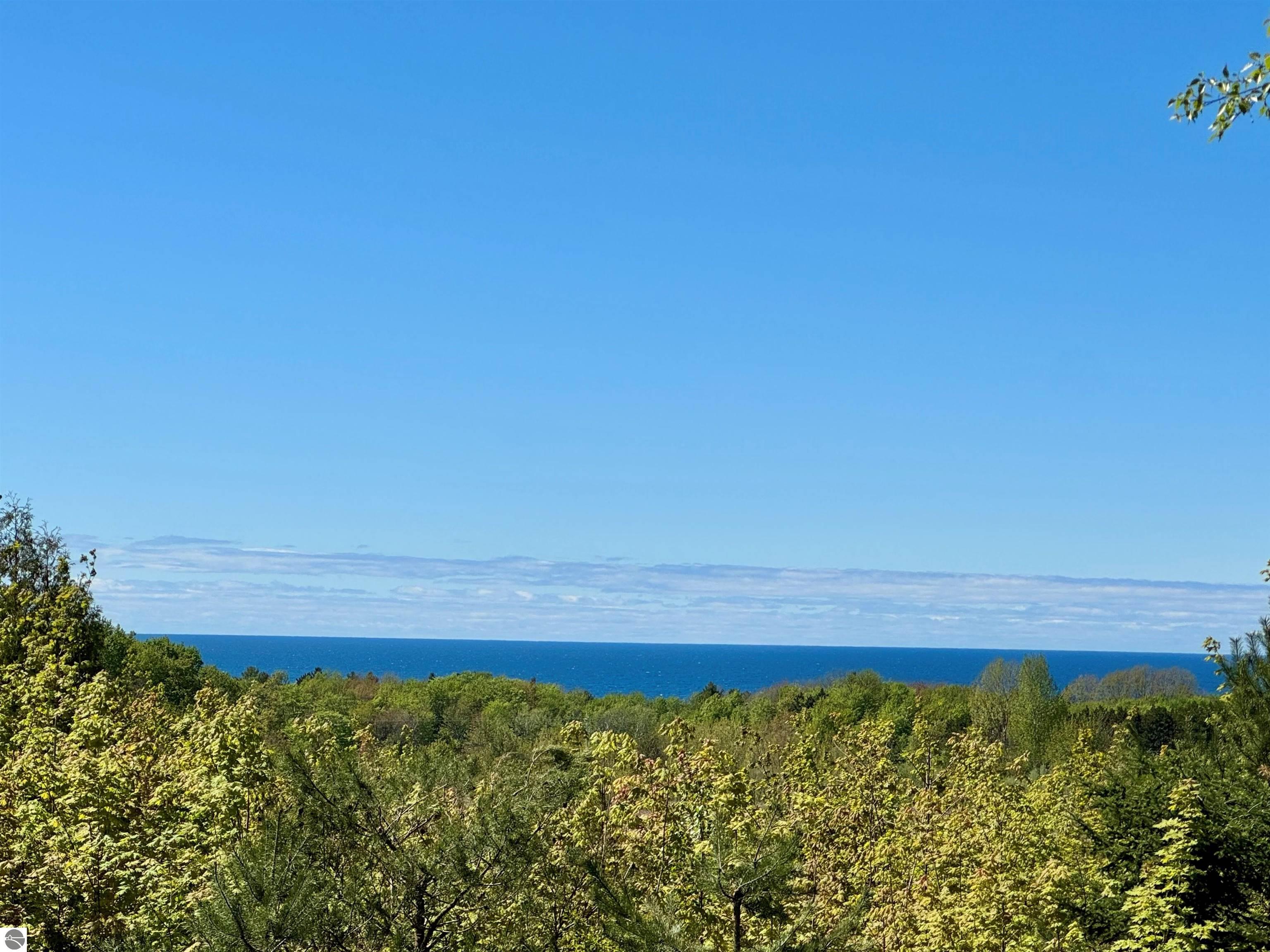 6400 N Manitou Trail