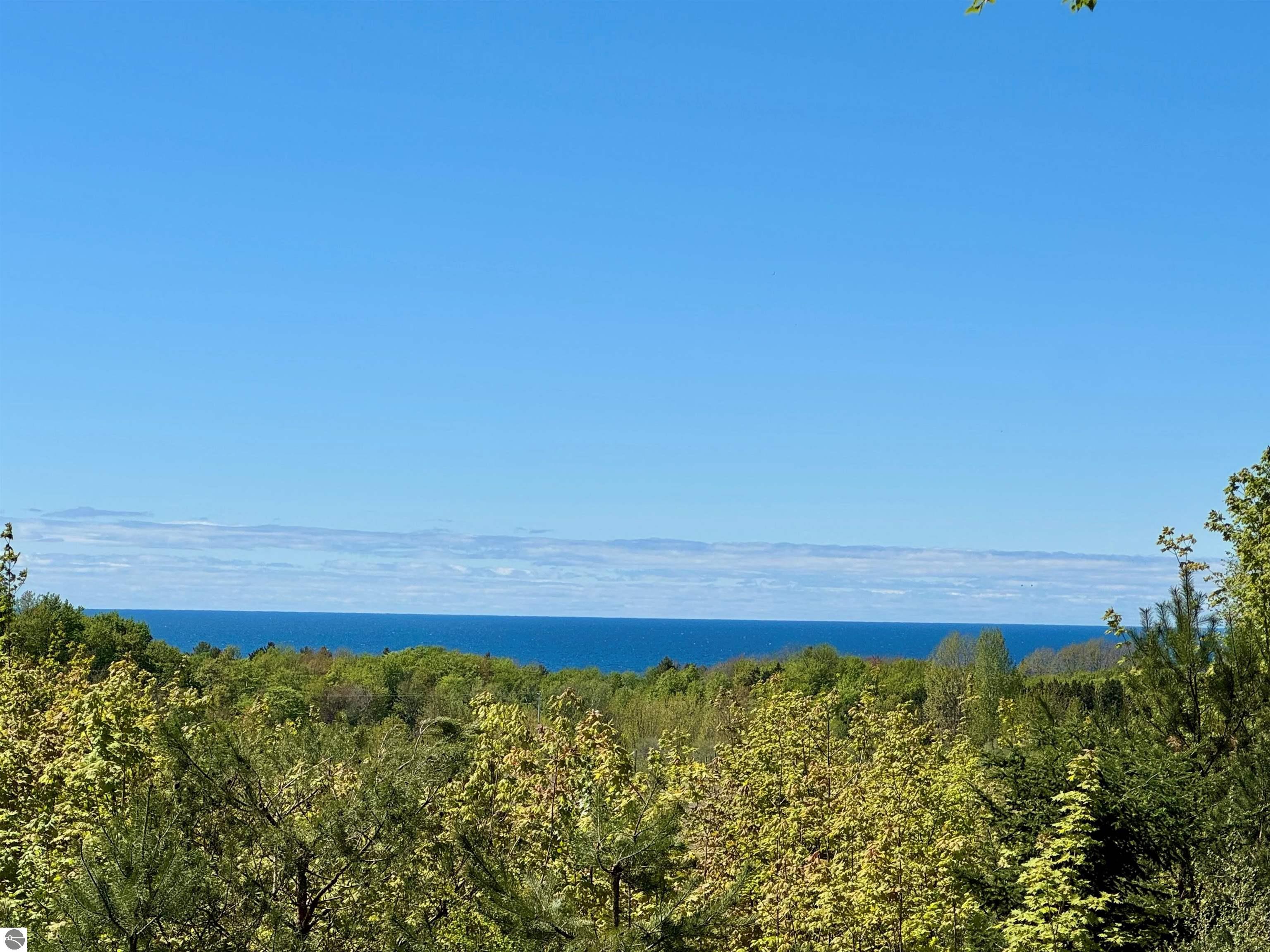 6400 N Manitou Trail