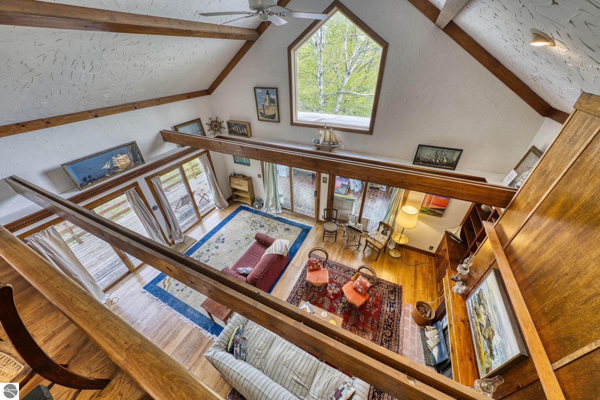 6400 N Manitou Trail