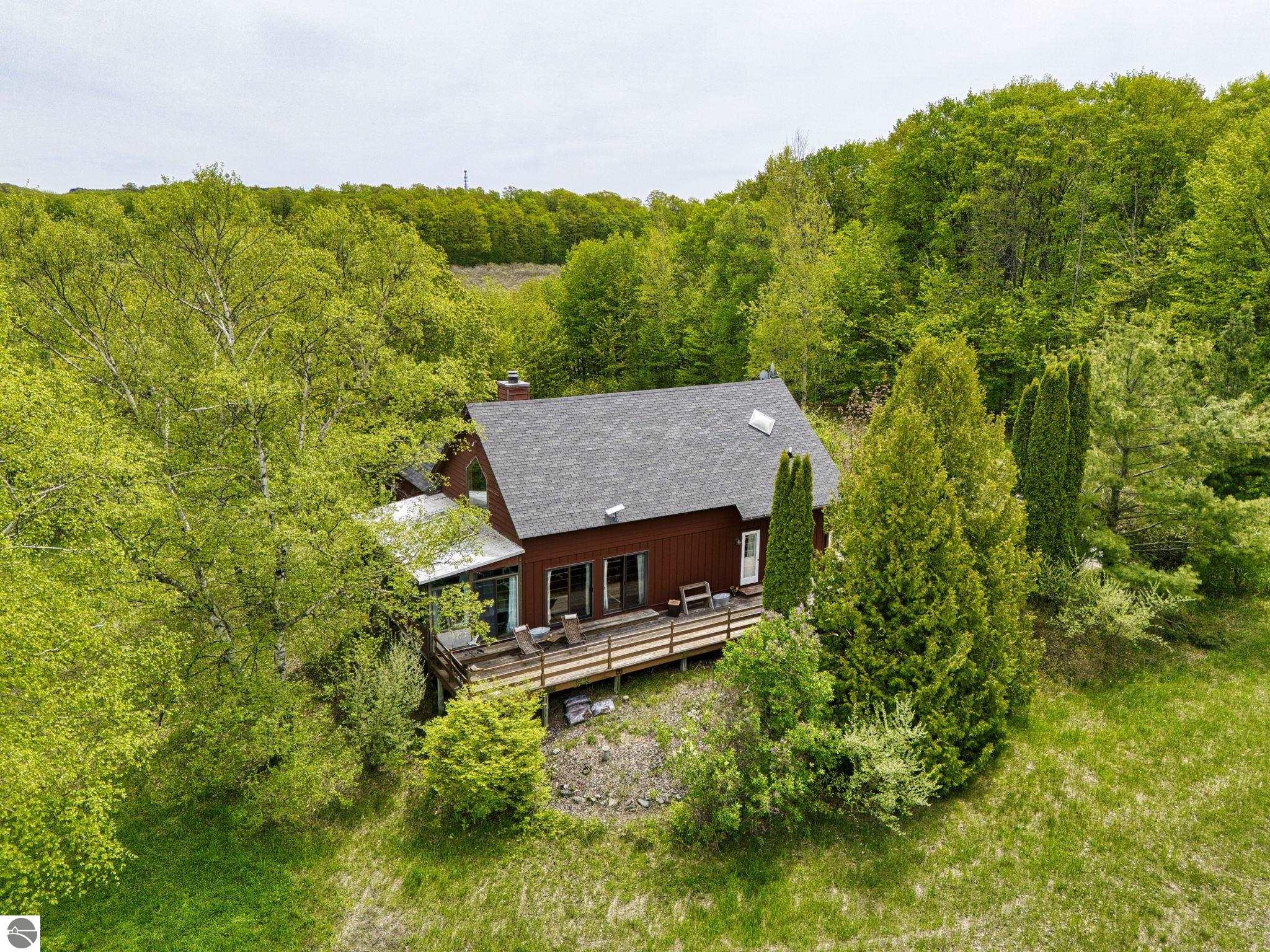 6400 N Manitou Trail