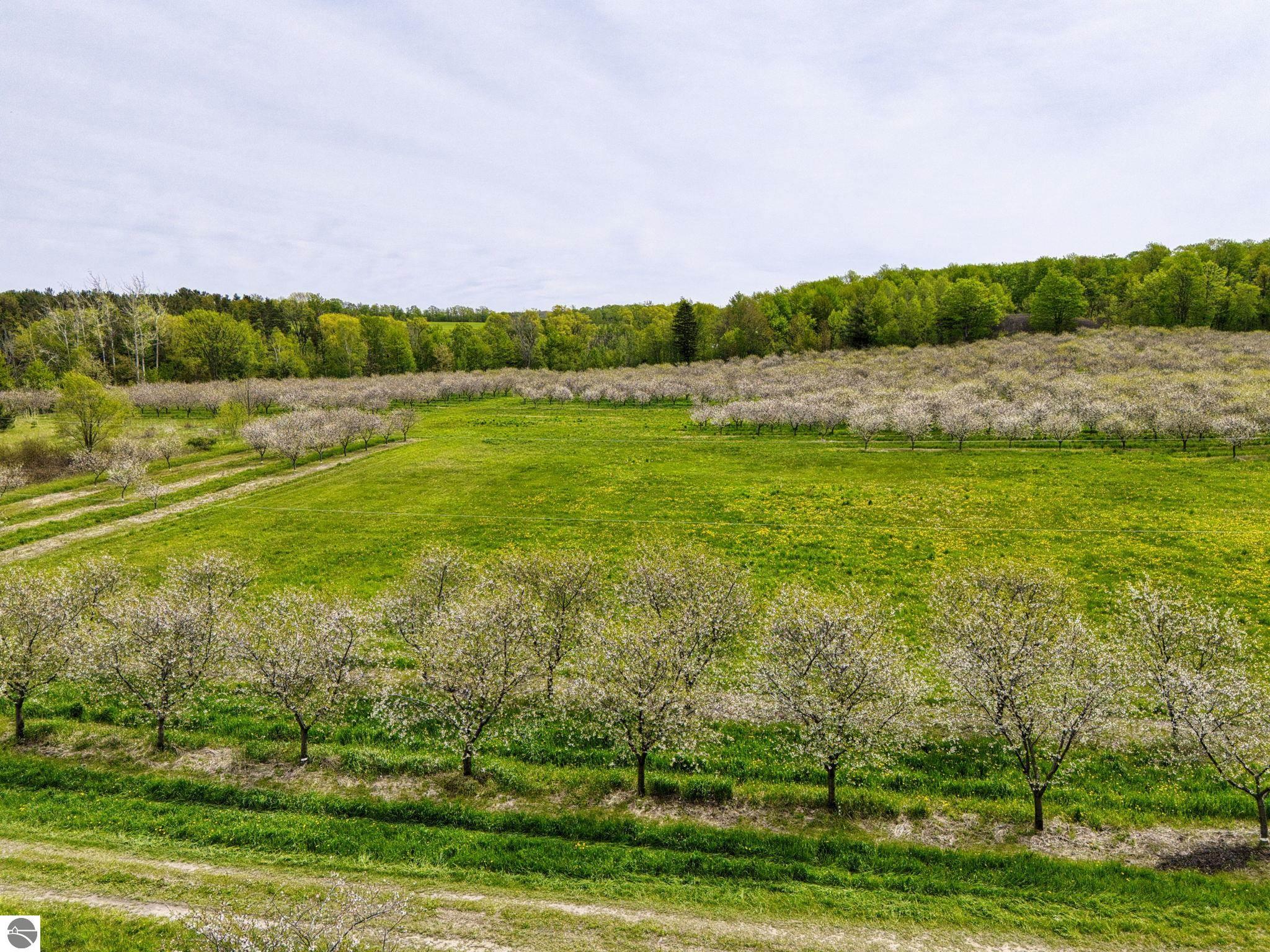 6400 N Manitou Trail