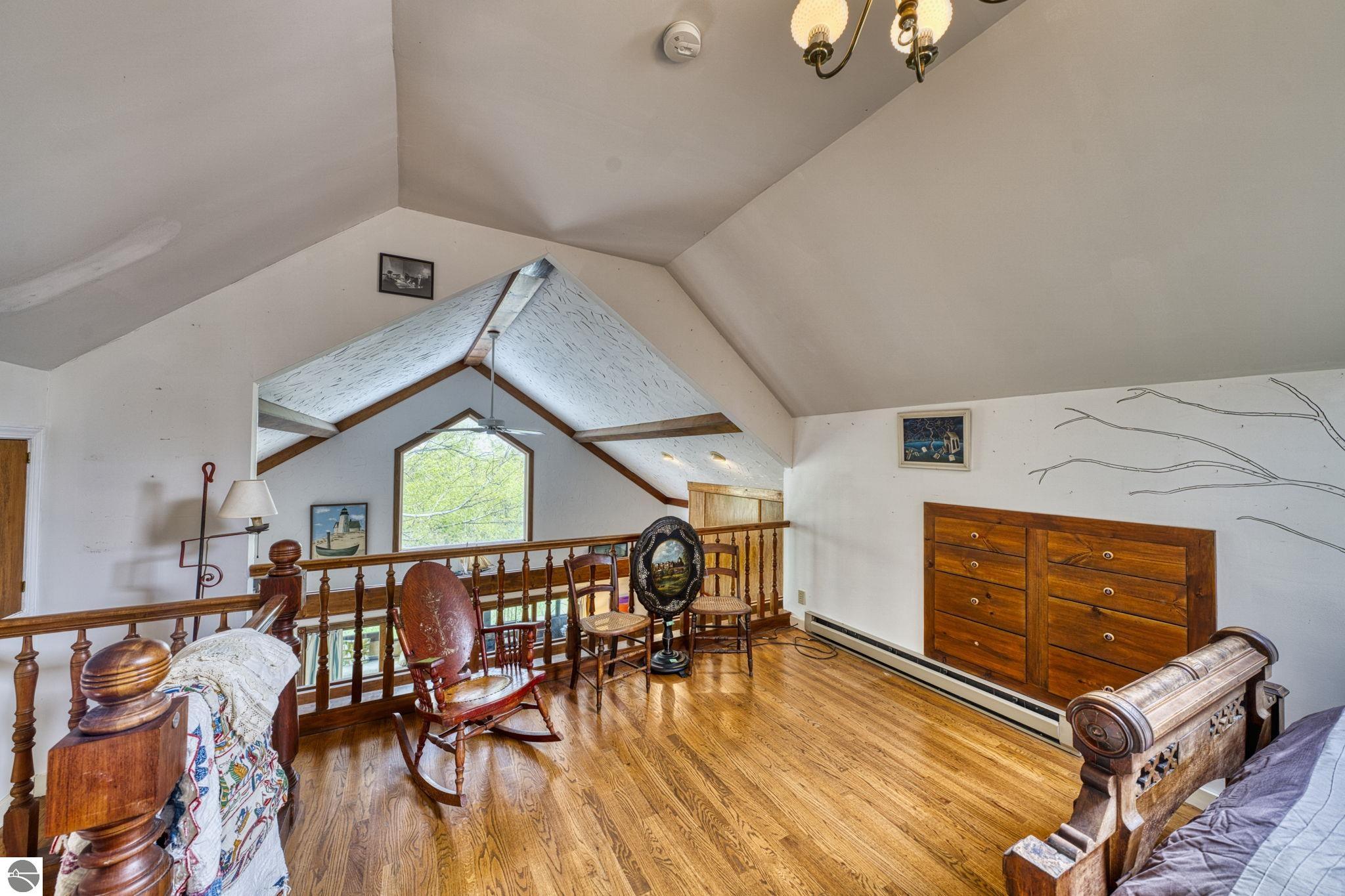 6400 N Manitou Trail