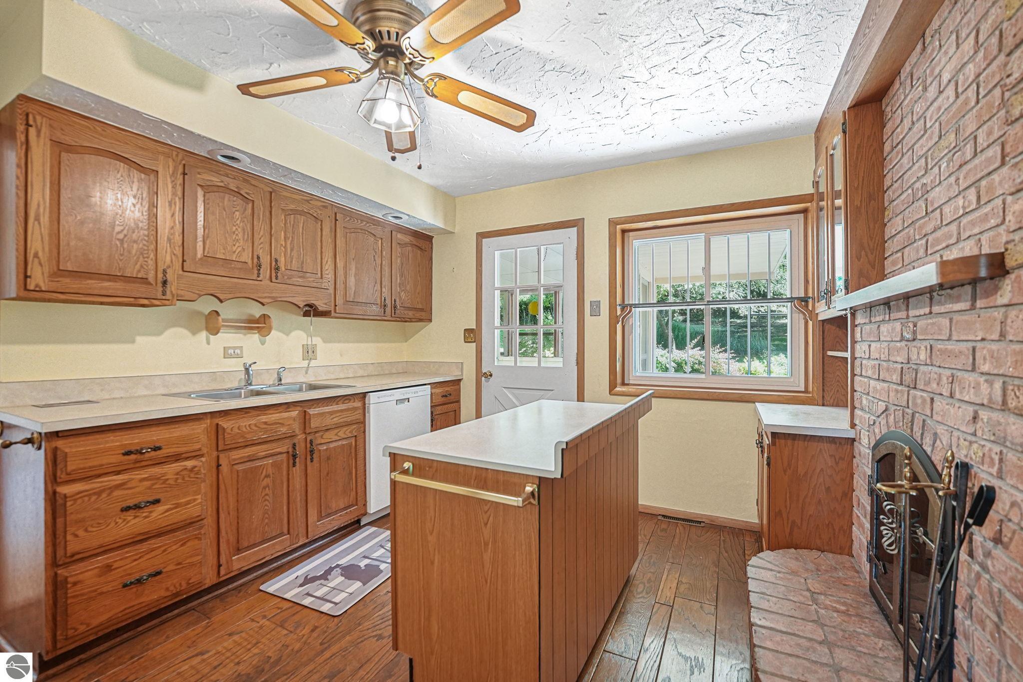 3526 Scenic Hills Drive