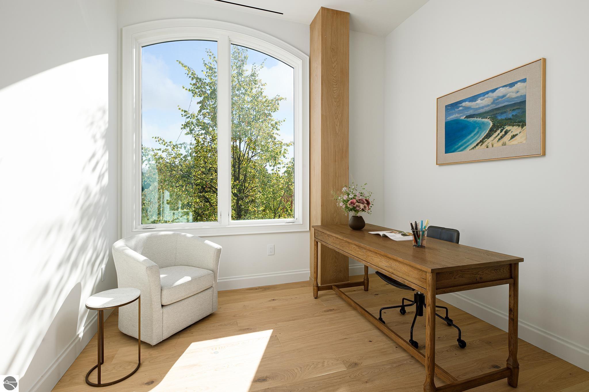 111 E State # B Unit: PH B