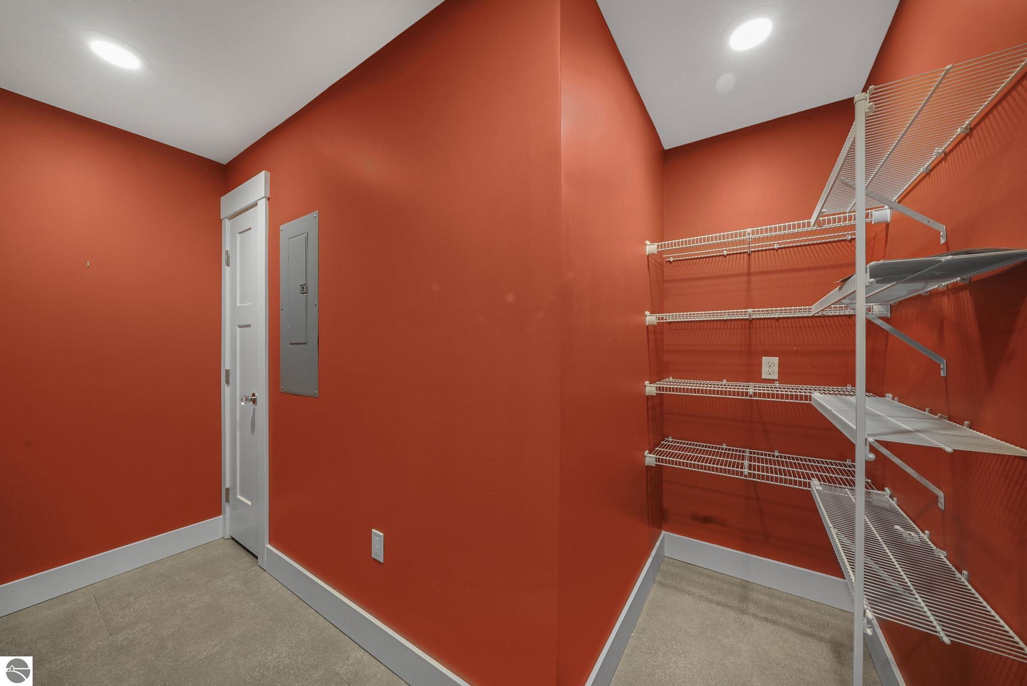 215 Washington Street Suite 3C