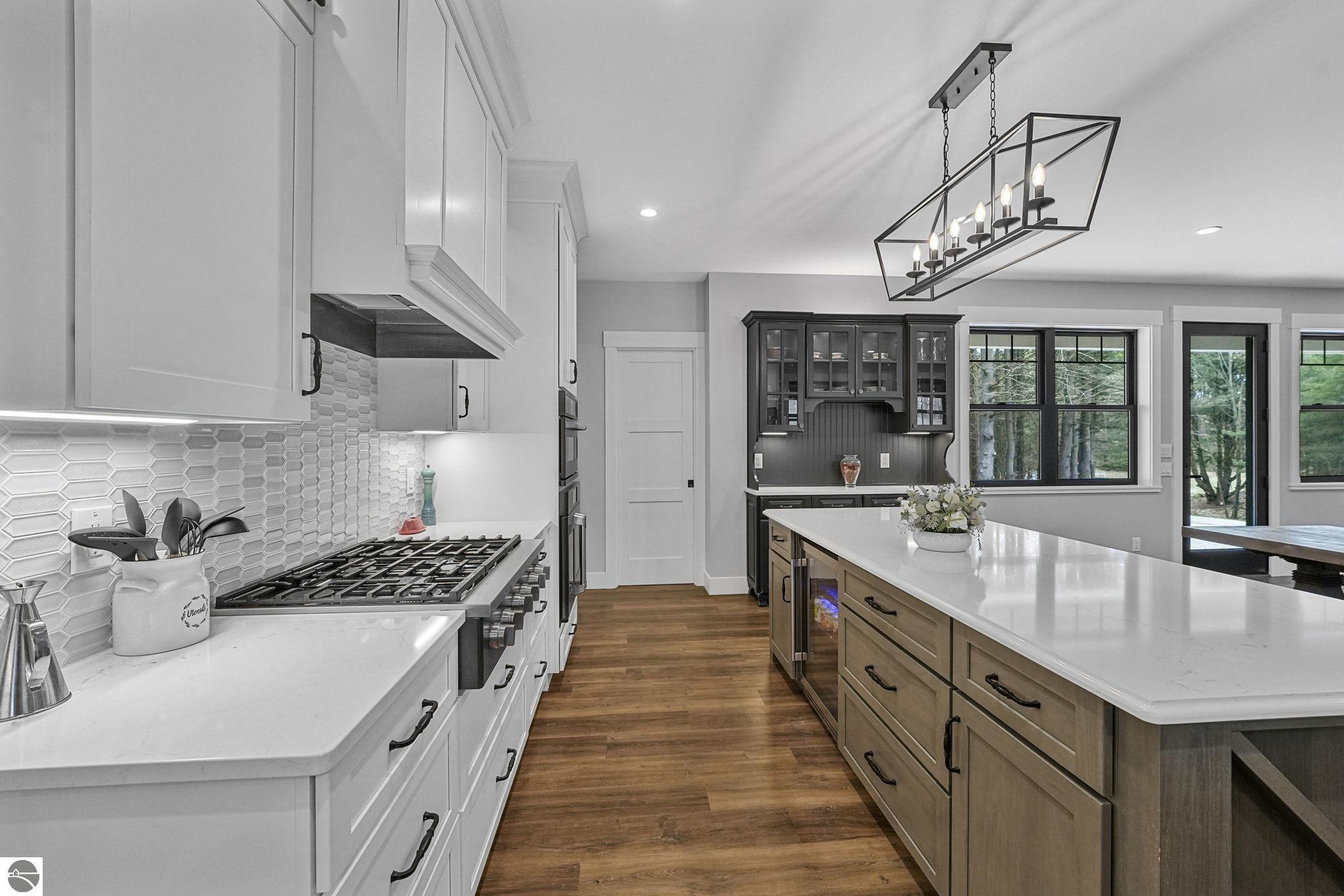 3992 Hidden Hills Court