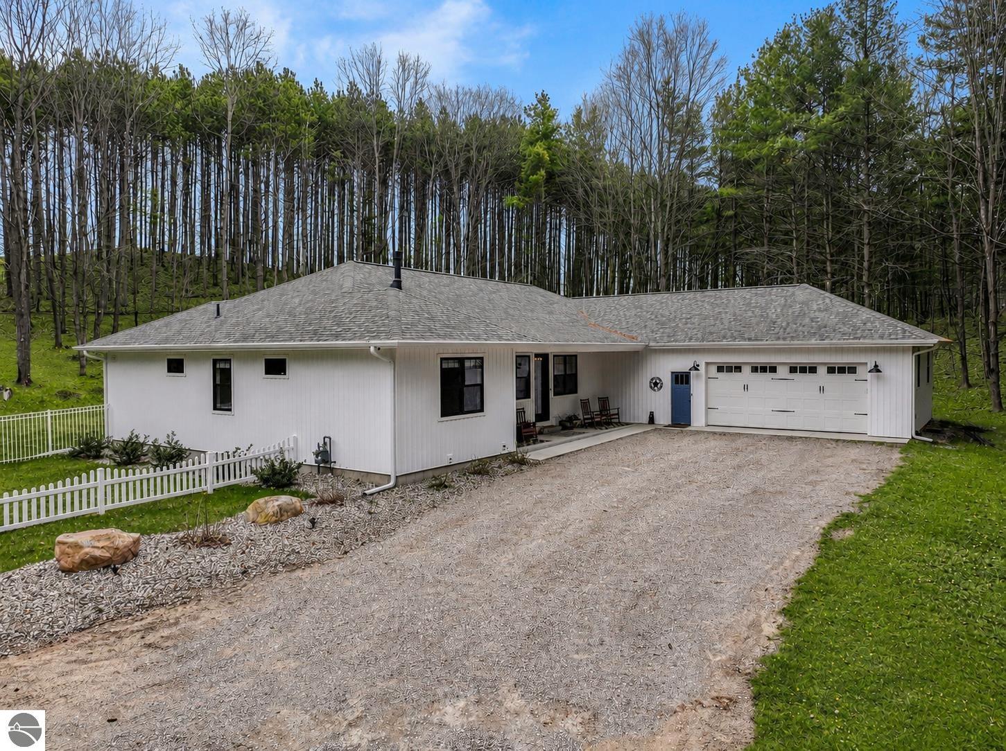 3992 Hidden Hills Court