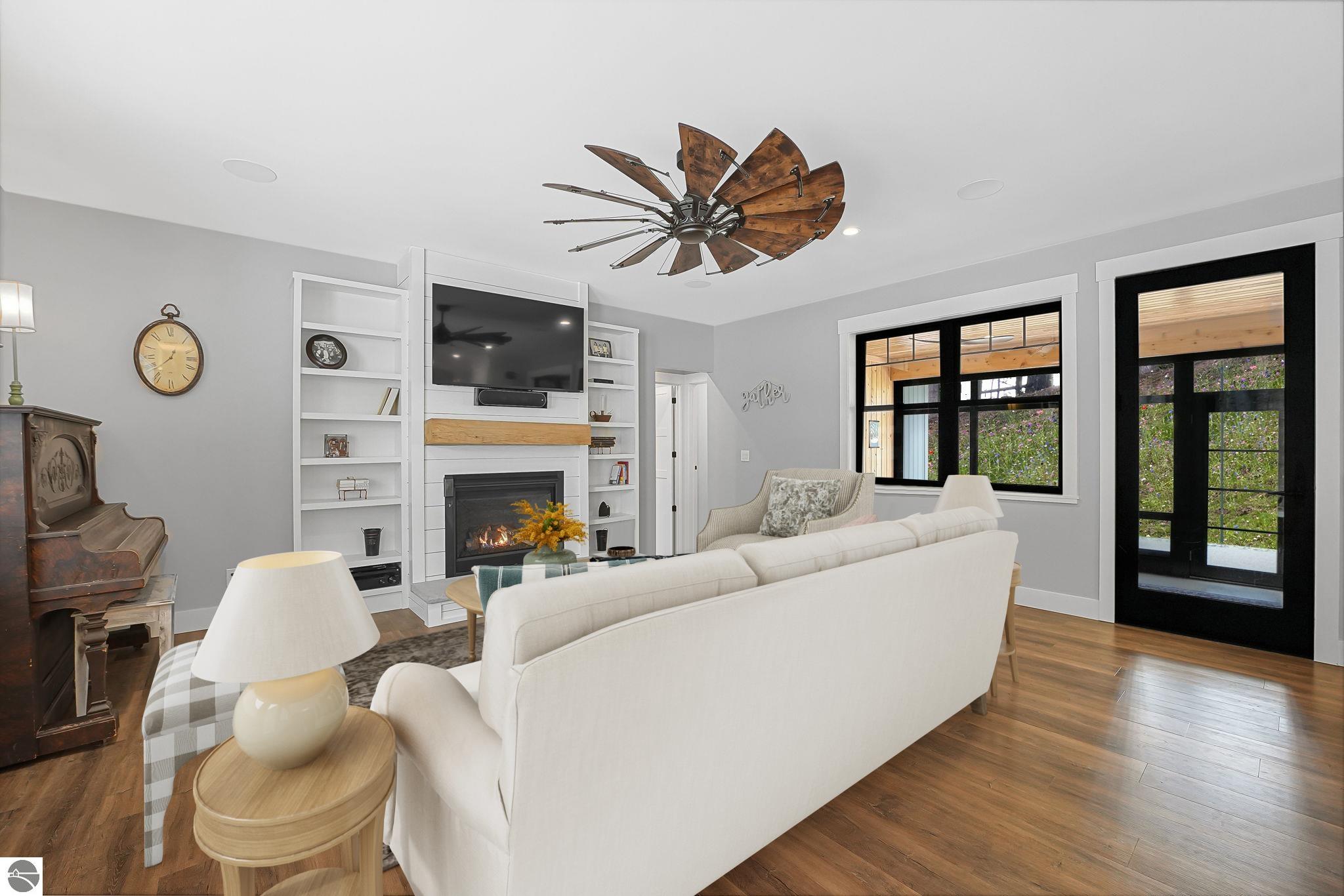3992 Hidden Hills Court