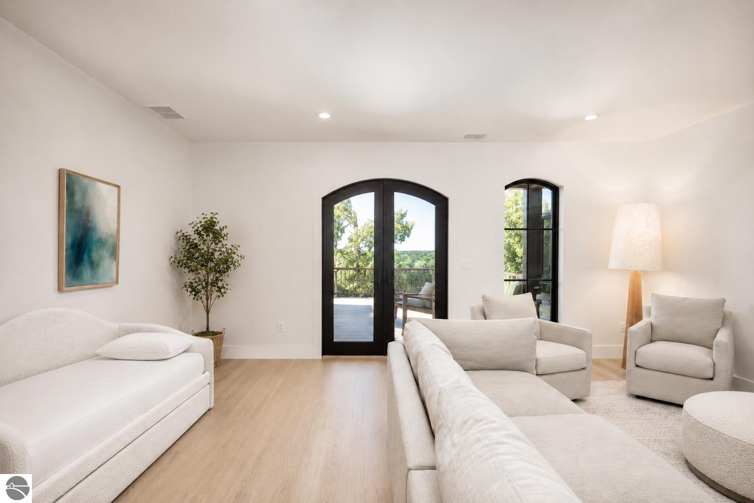 100 N Park Street # C Unit: #C