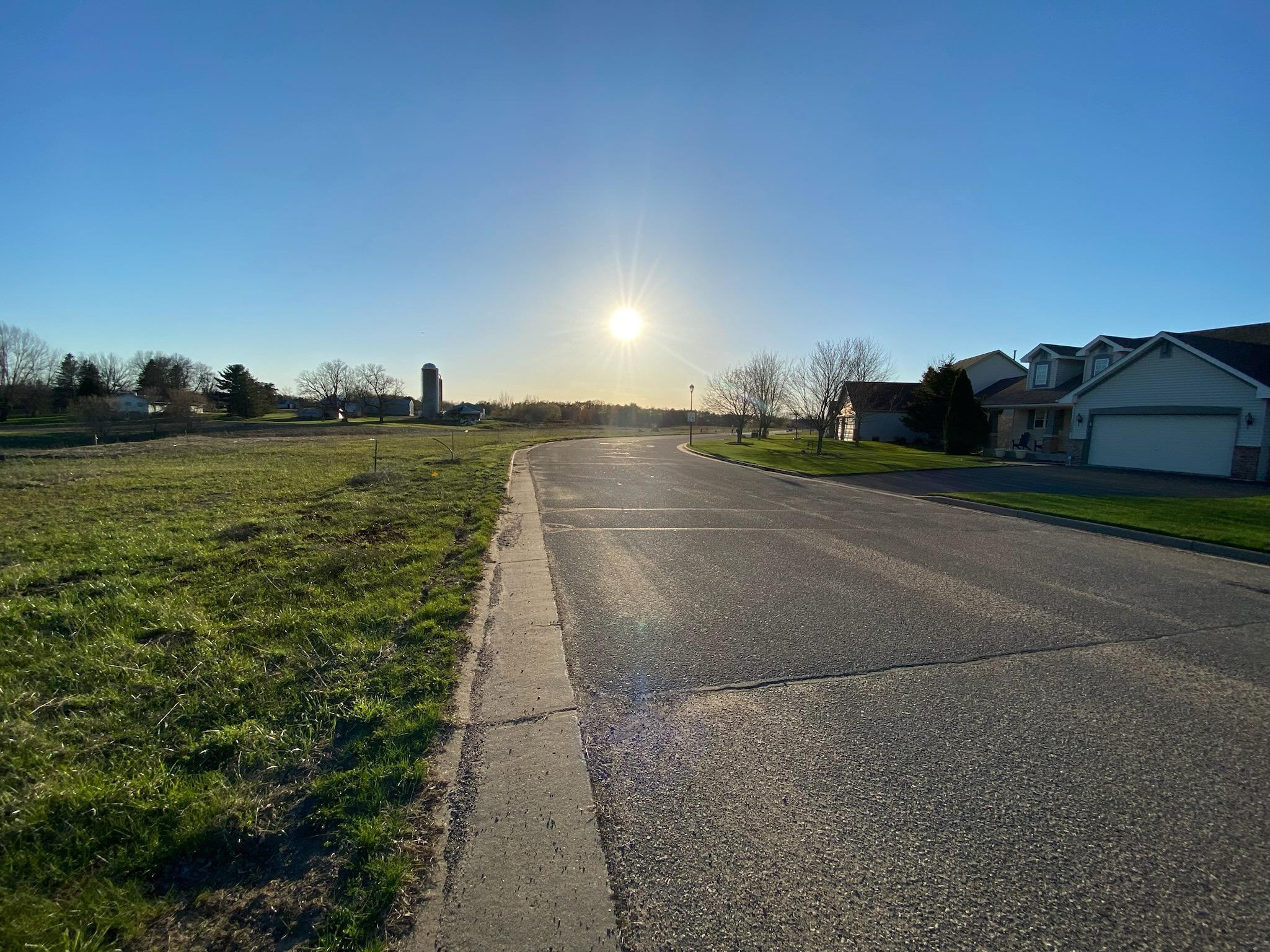 1670-1672 Squirrel Way