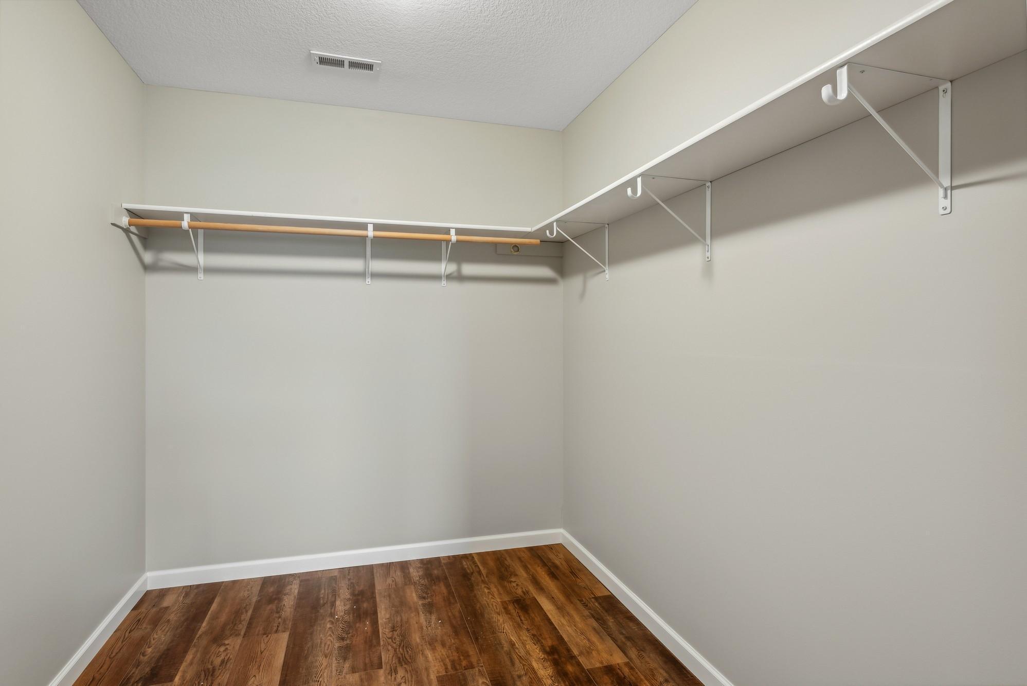 37595 Greenwich Court