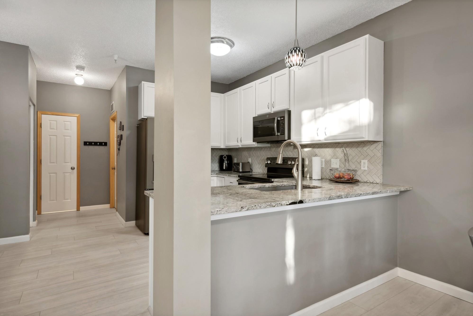 17610 Hackberry Court