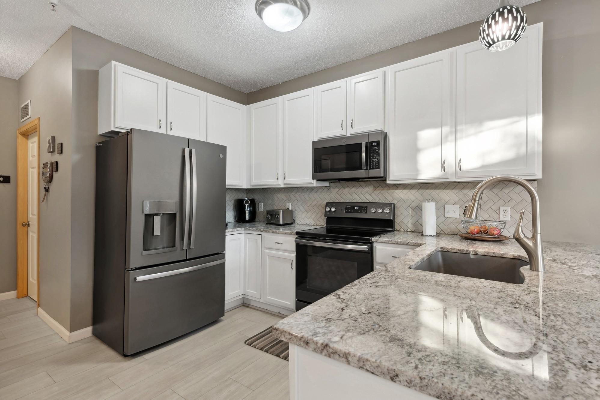 17610 Hackberry Court