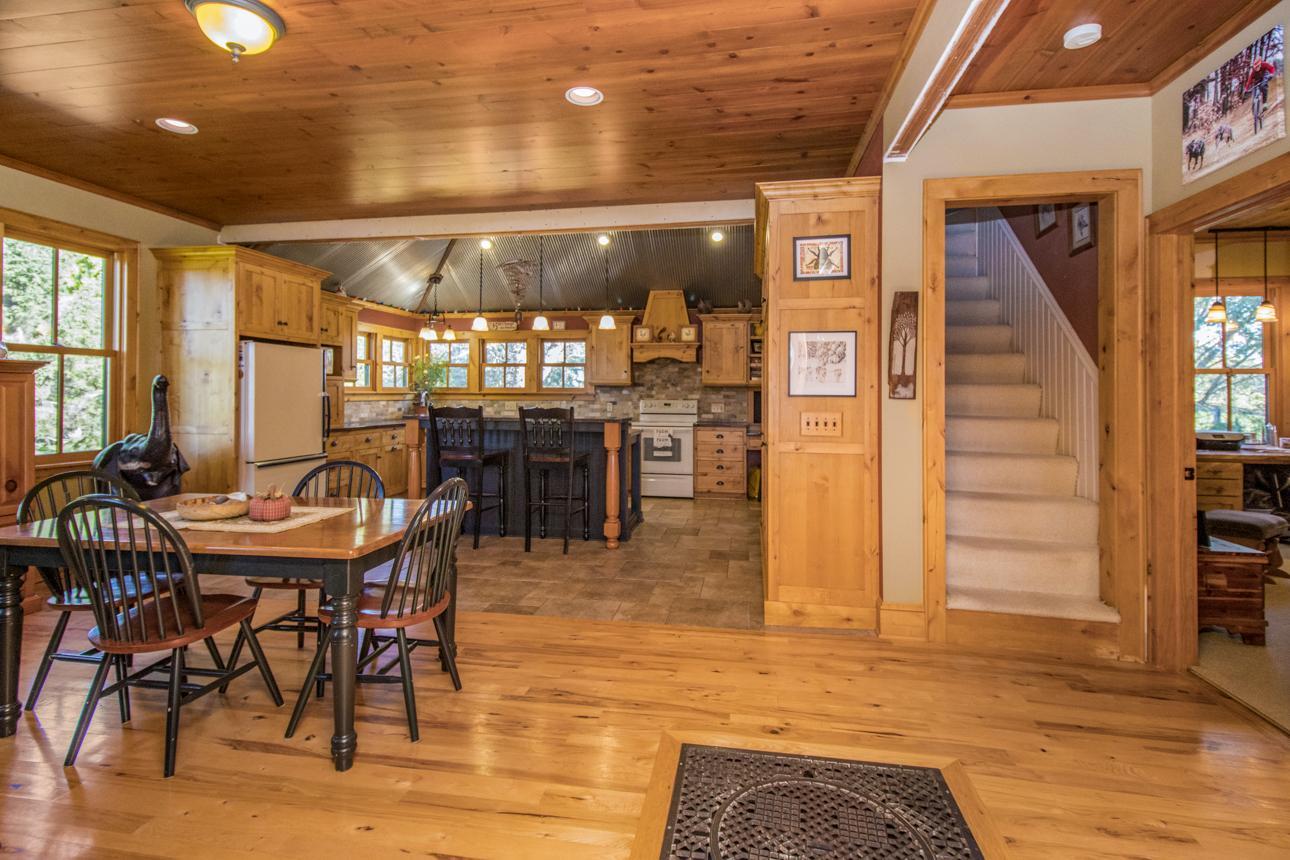 8610 County Road 10