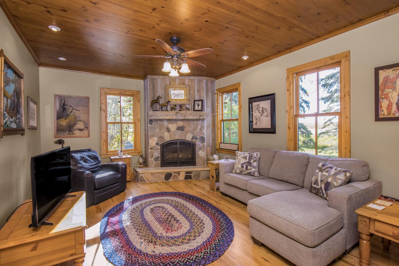 8610 County Road 10
