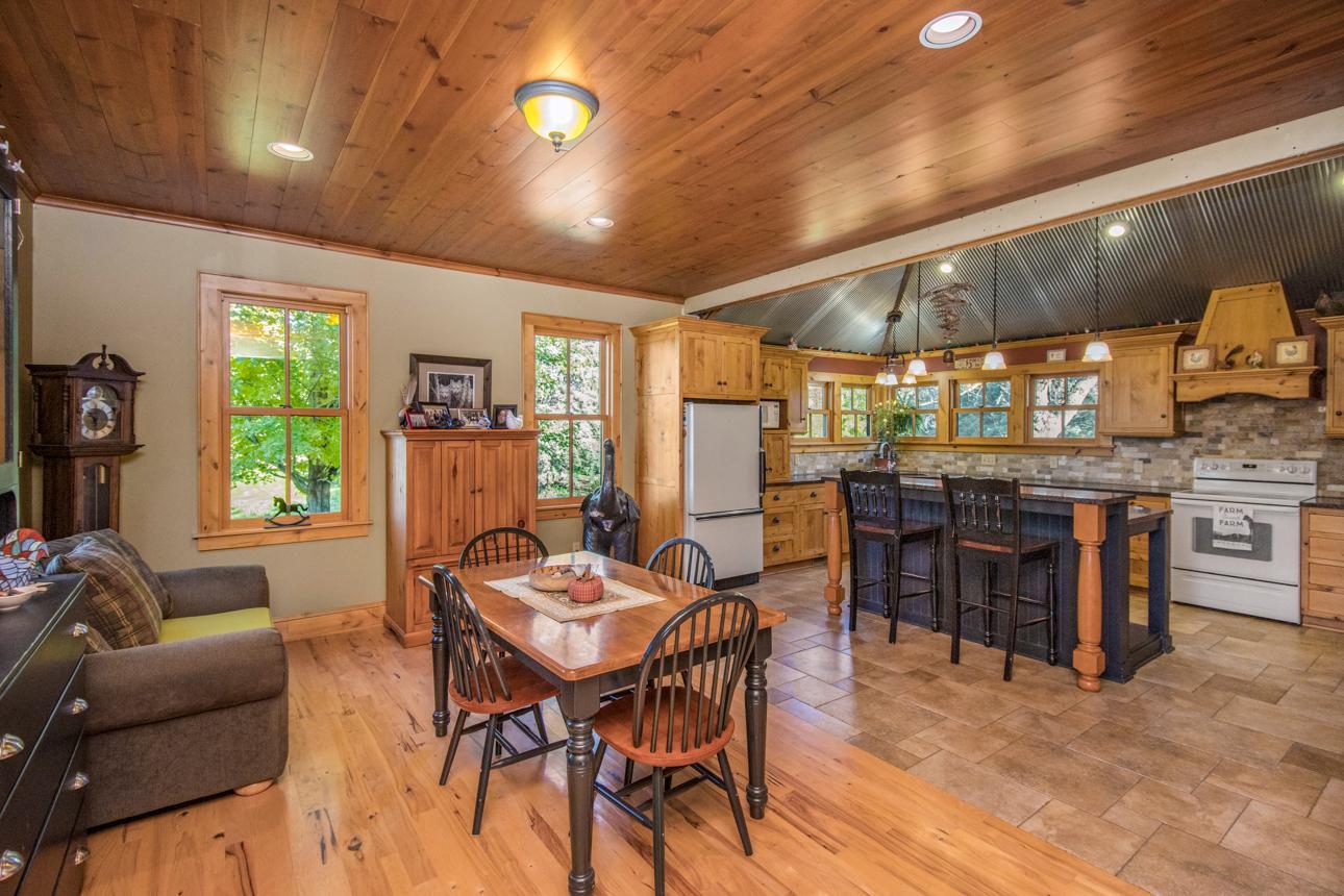 8610 County Road 10