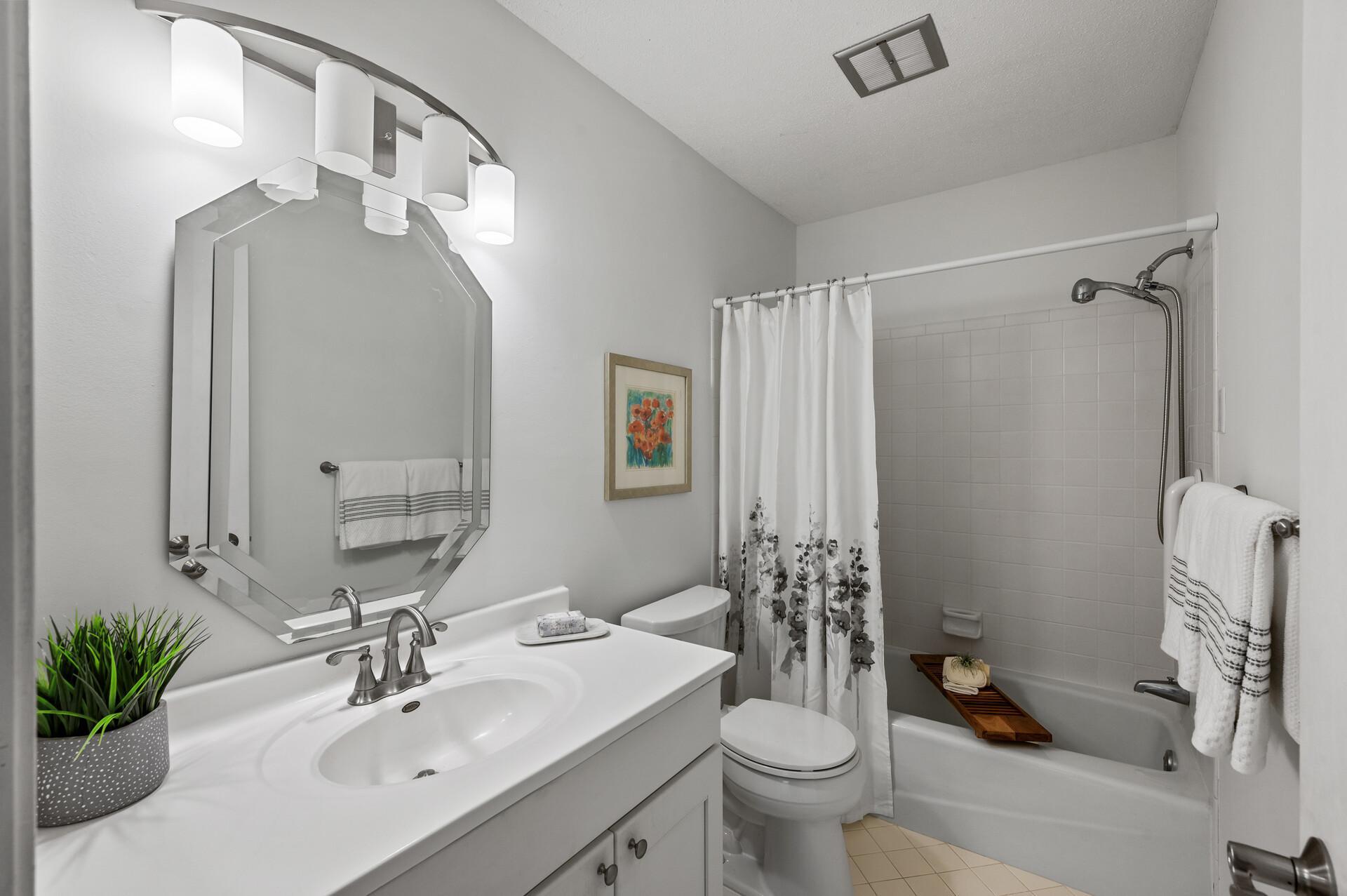 8441 Irwin Road Unit: 318
