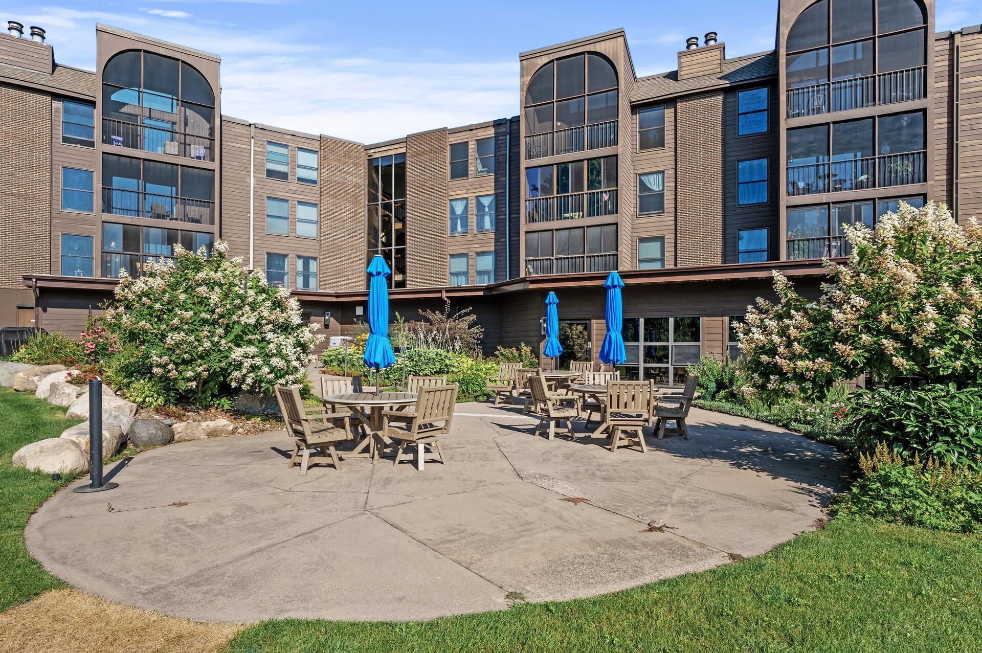8441 Irwin Road Unit: 318