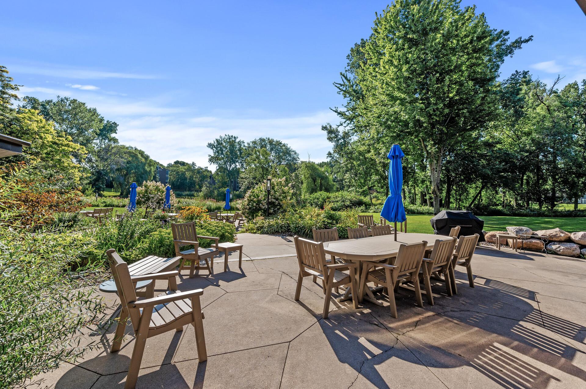 8441 Irwin Road Unit: 318