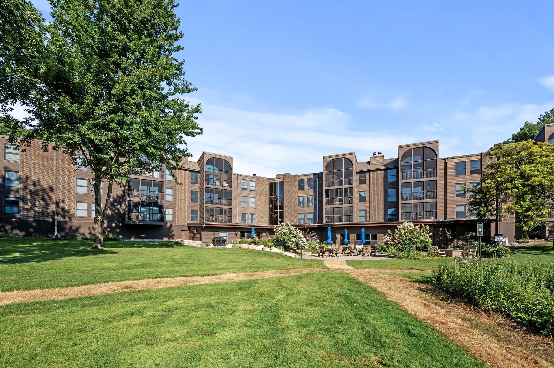 8441 Irwin Road Unit: 318