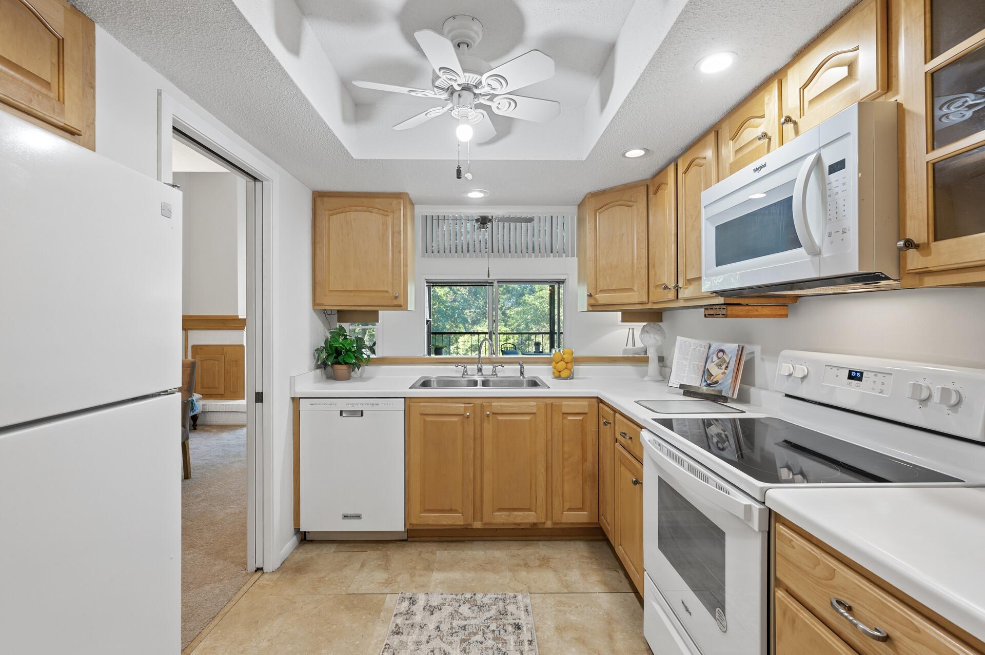 8441 Irwin Road Unit: 318