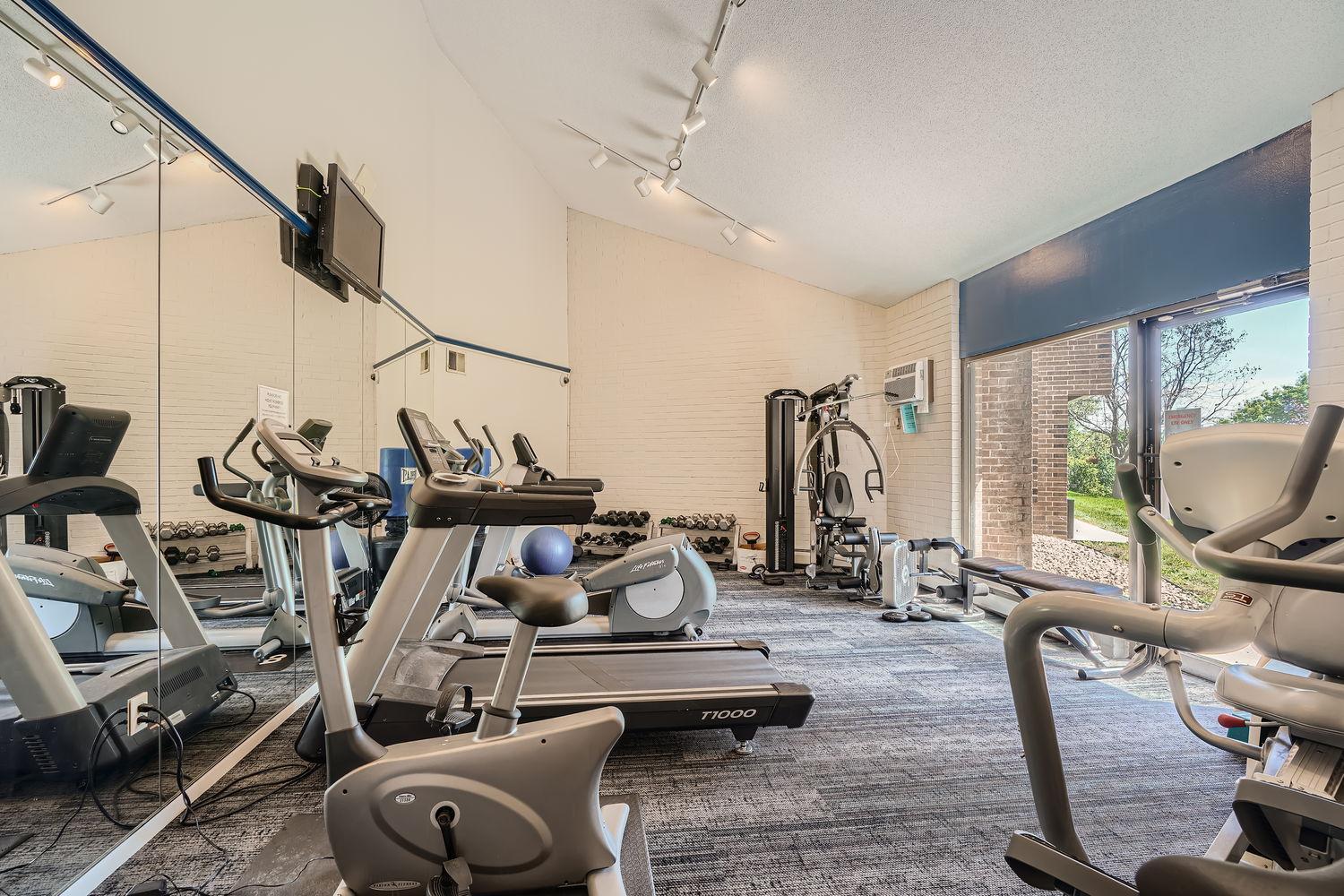 3440 Golfview Drive Unit: 314