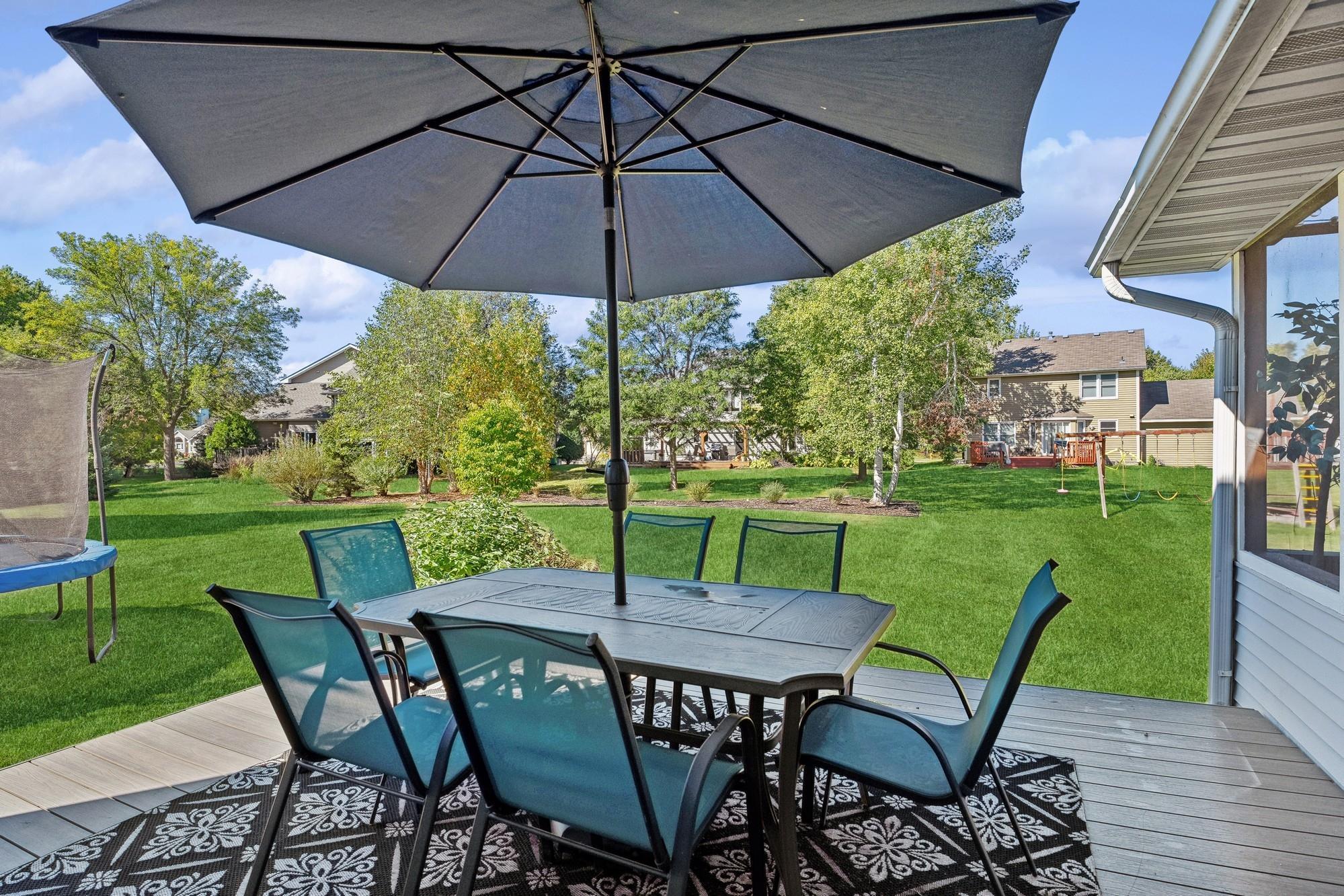 3335 Everest Court N