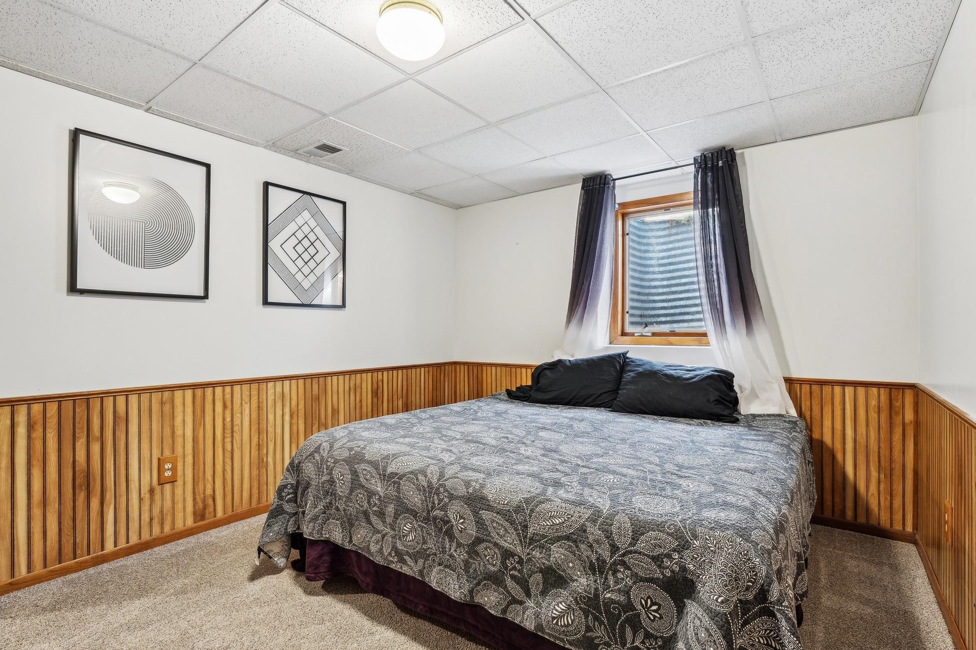 3335 Everest Court N