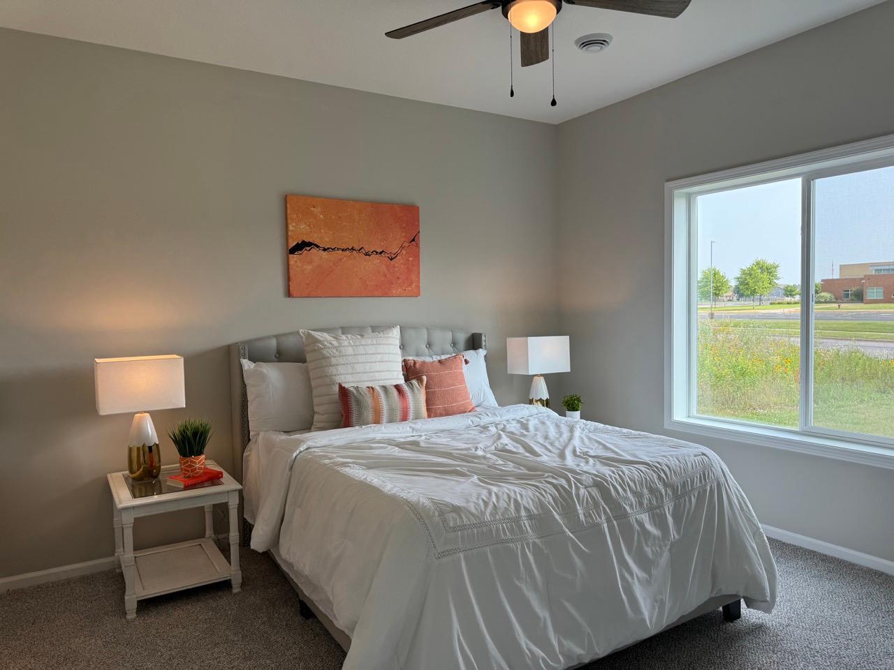 718 Cherrywood Lane NE