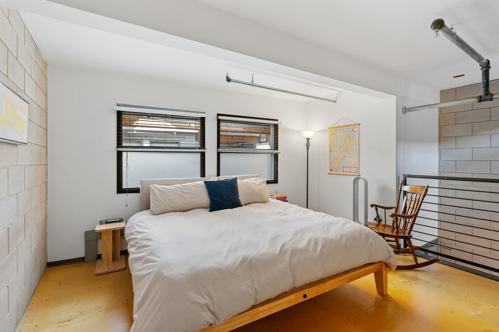 801 Washington Avenue N Unit: 313