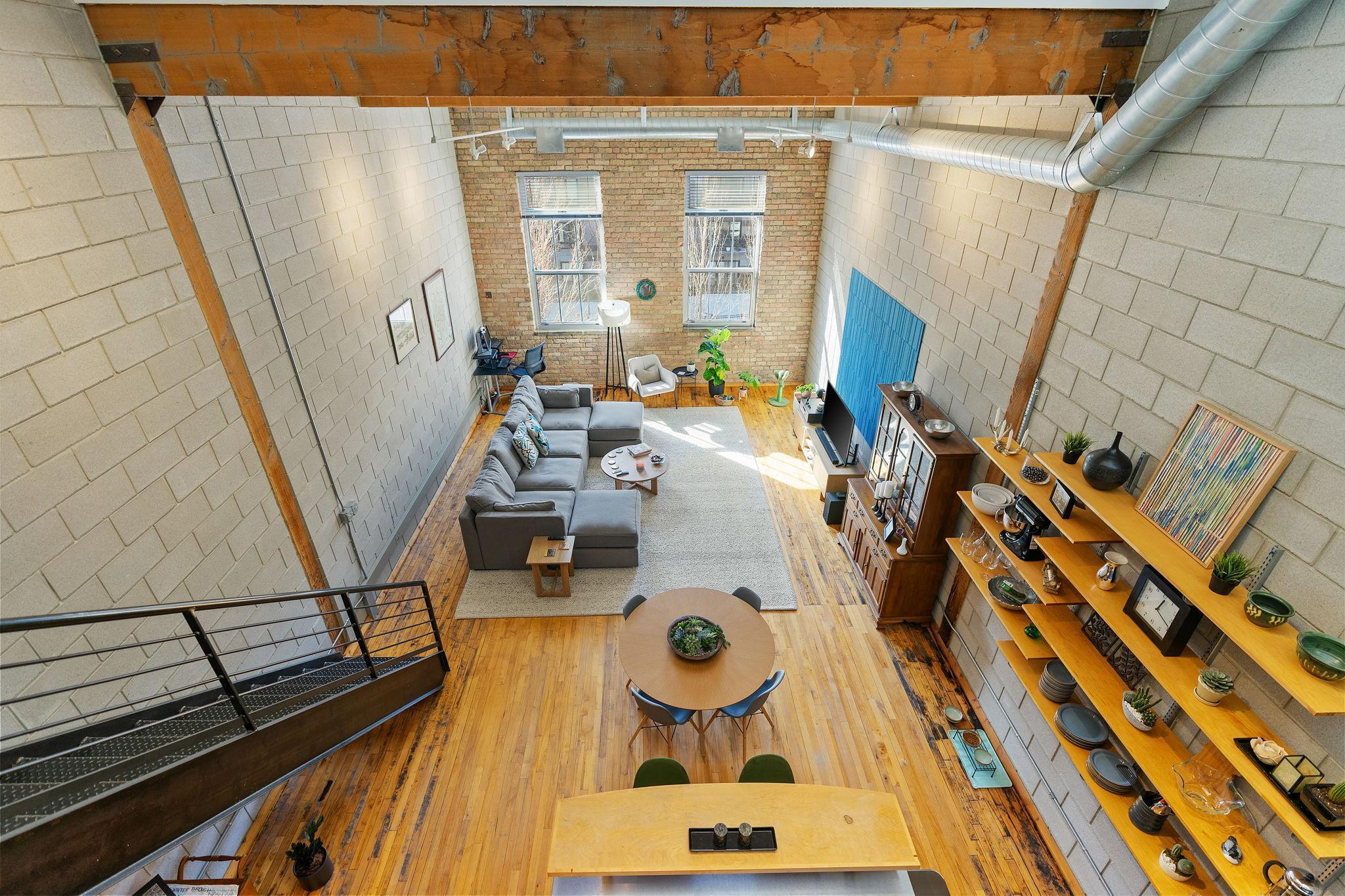 801 Washington Avenue N Unit: 313