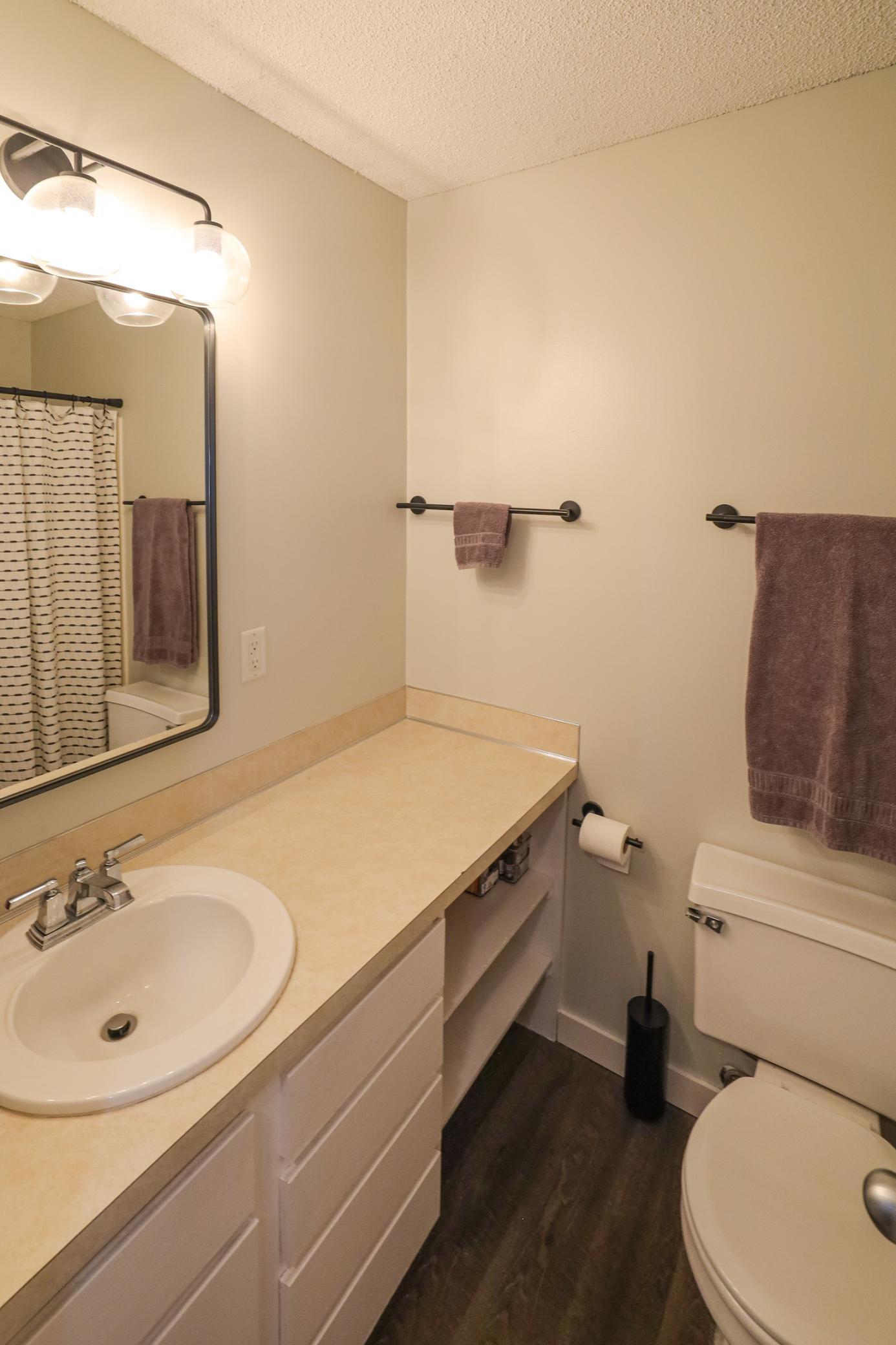 7501 W 101st Street Unit: 205