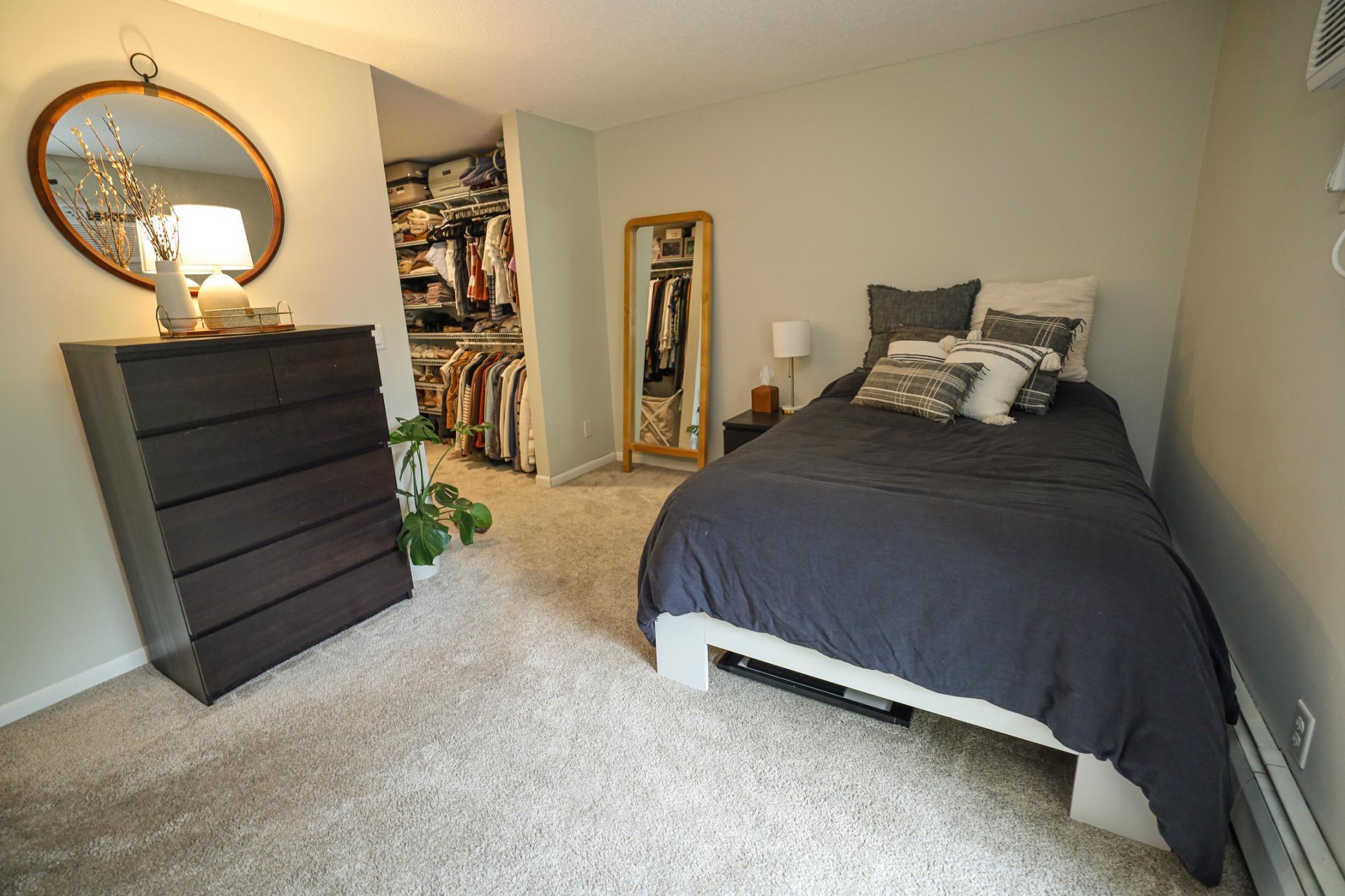7501 W 101st Street Unit: 205