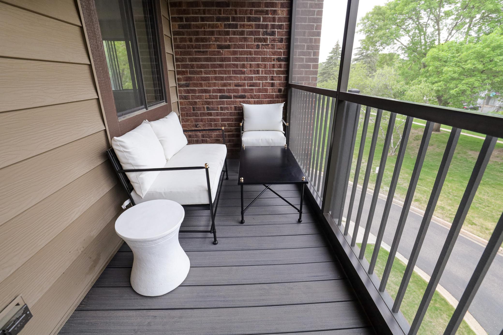 7501 W 101st Street Unit: 205