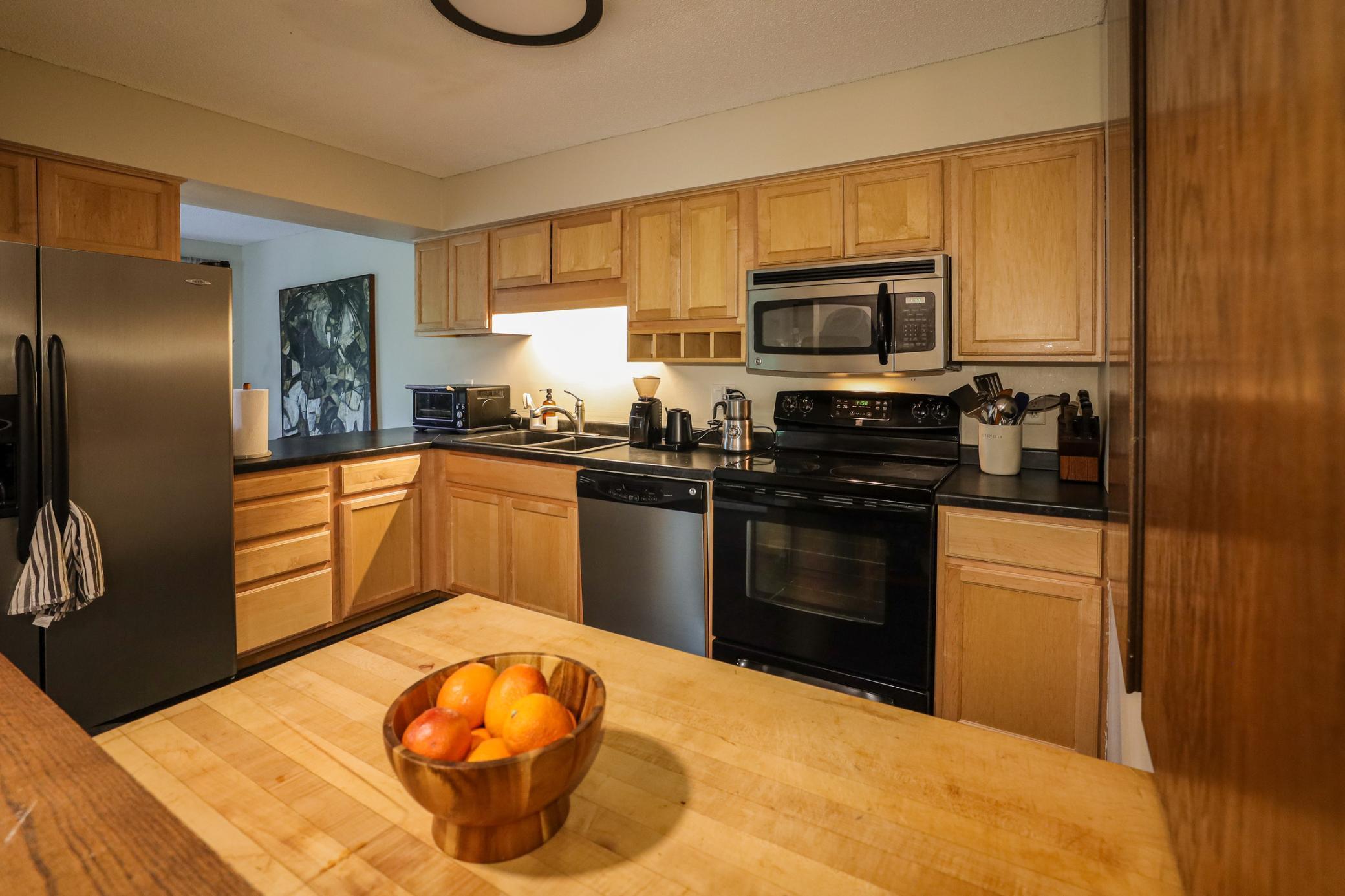 7501 W 101st Street Unit: 205