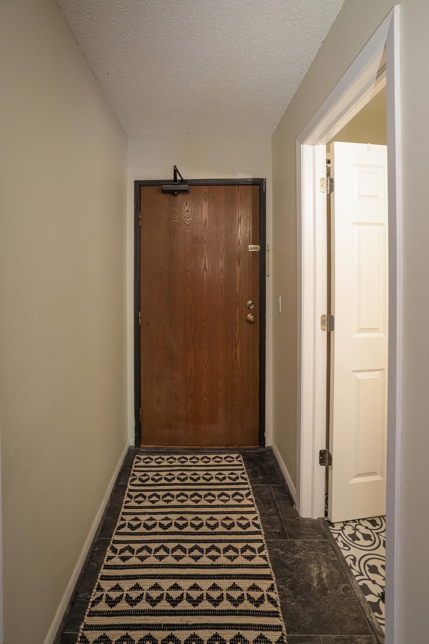 7501 W 101st Street Unit: 205
