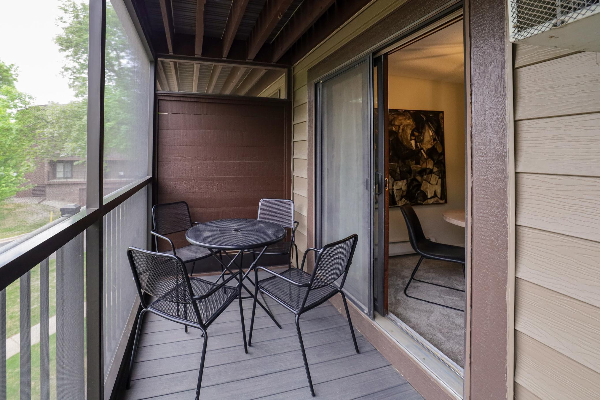 7501 W 101st Street Unit: 205