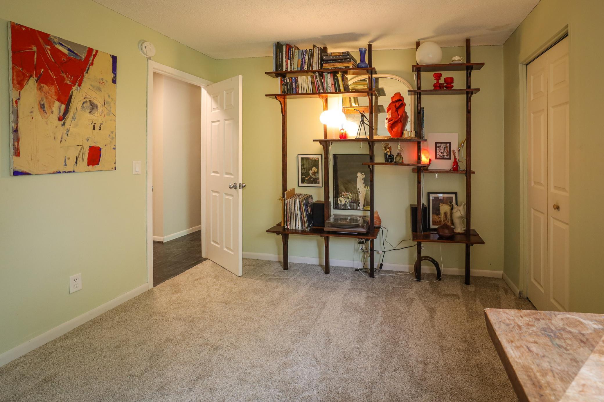 7501 W 101st Street Unit: 205