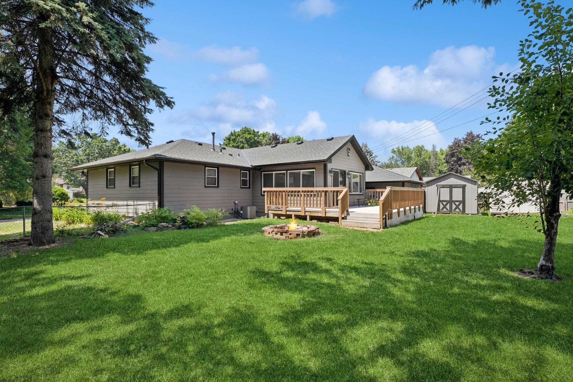 1193 Greystone Avenue N