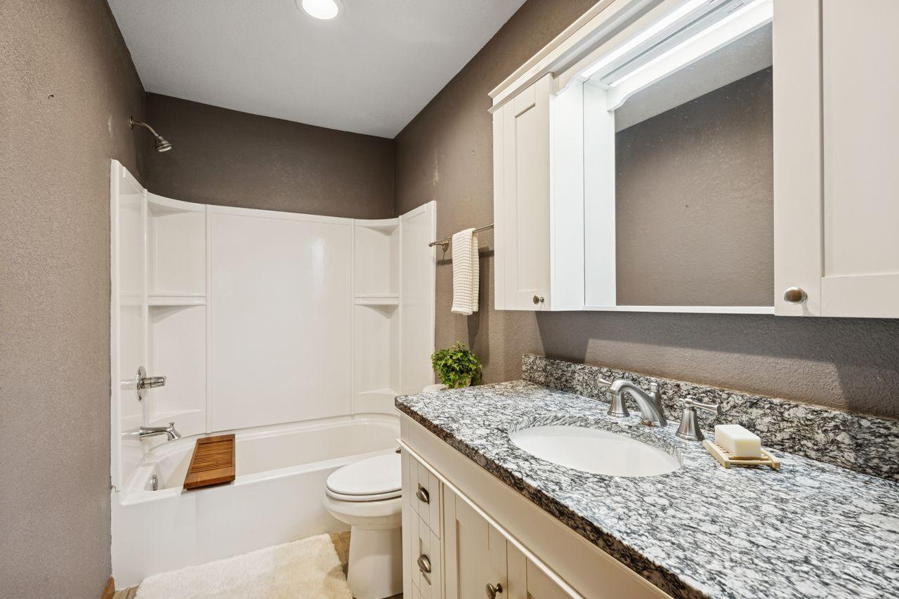 1427 4th Street W
