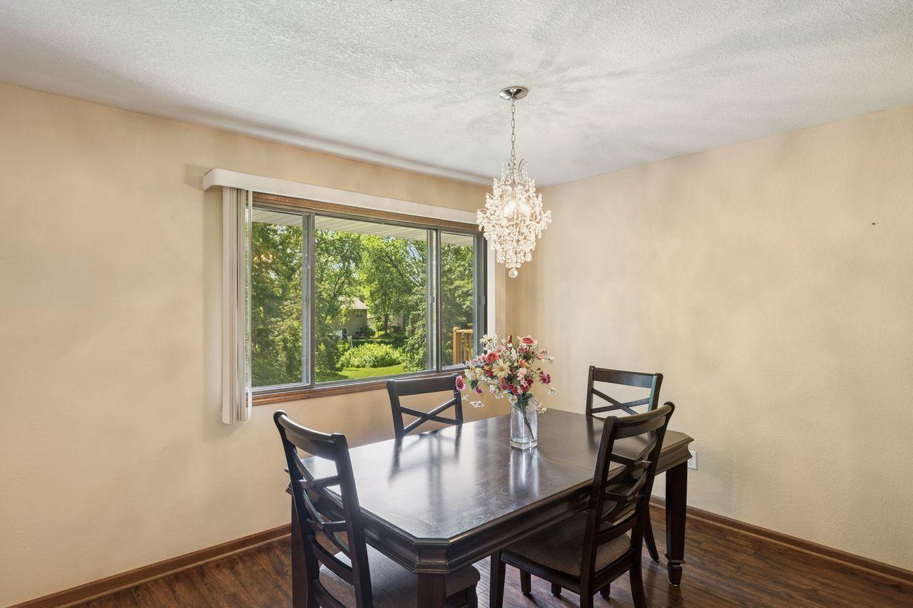 1427 4th Street W